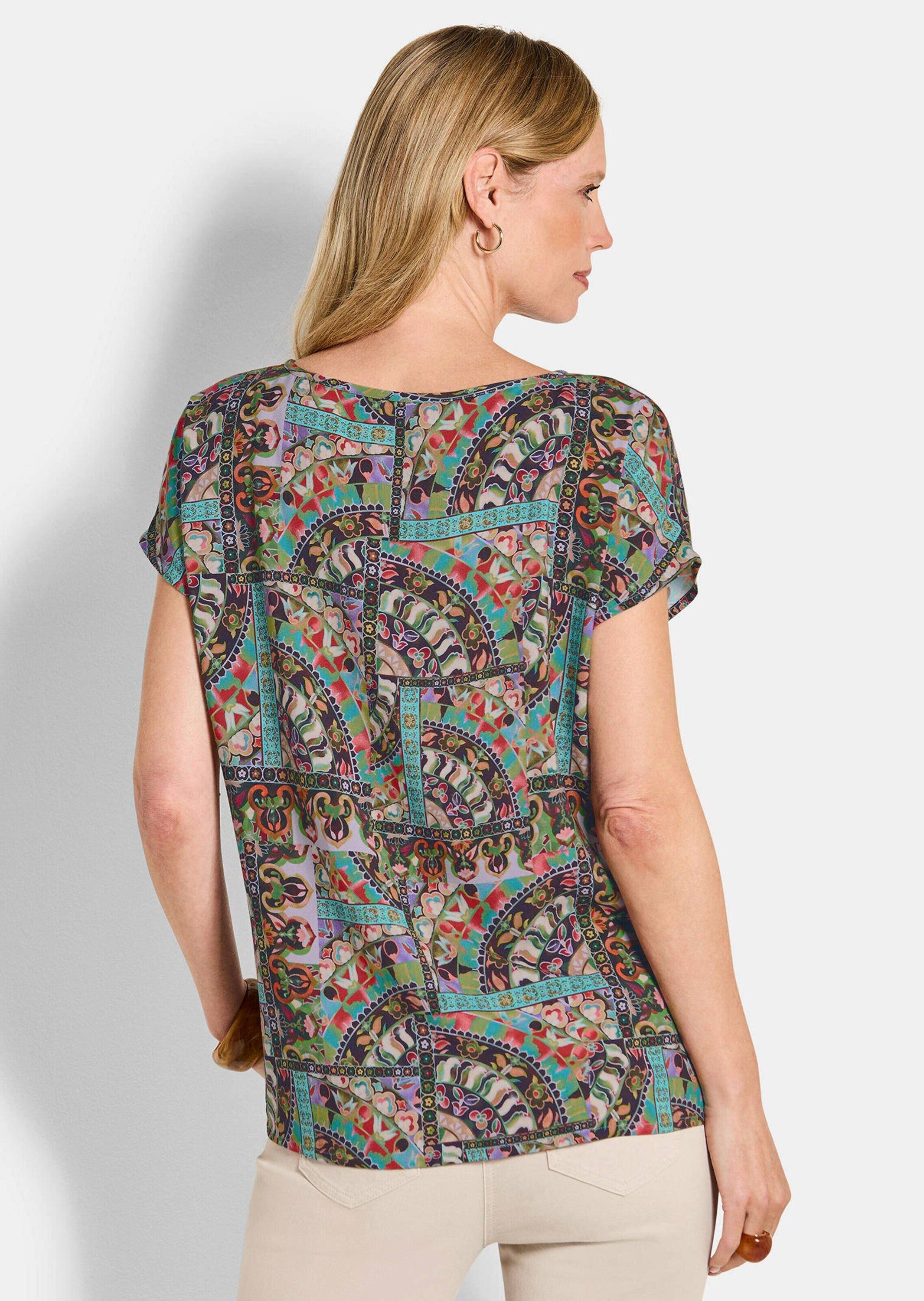 GOLDNER Shirtbluse Kurzgröße: Viskoseshirt mit Muster-Mix Schlupfbluse mit U-Boot-Ausschnitt und Kurzarm