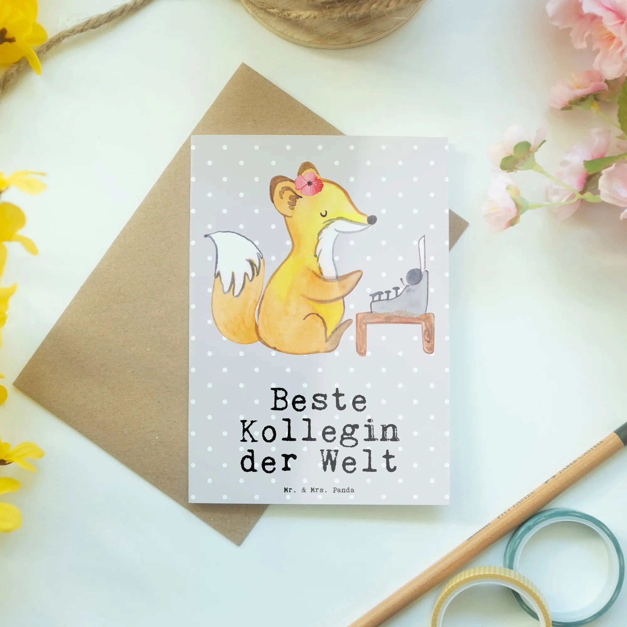 Thumbnail - Mr. & Mrs. Panda Grußkarte Fuchs Beste Kollegin der Welt - Grau Pastell - Geschenk, Hochzeitskar, Kreative Designs