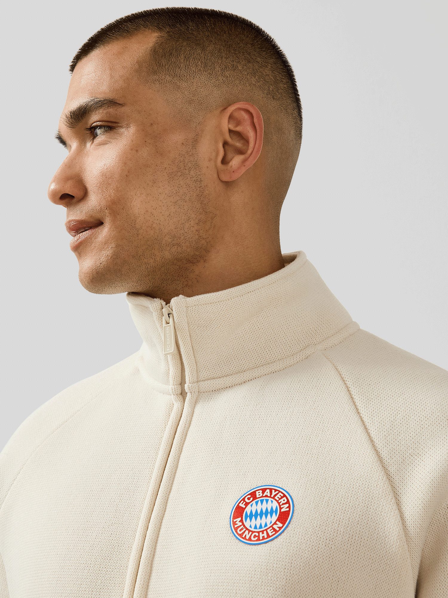 FC Bayern München Fleecejacke FC Bayern München, Fleecejacke Essentials, Herren, Off white – Bild 3 von 5