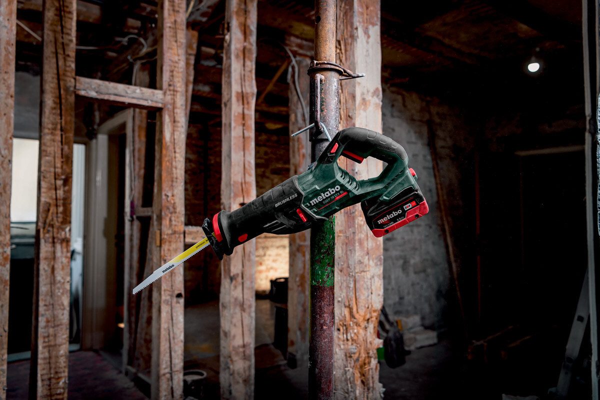 metabo Akku-Säbelsäge SSEP 18 LT BL, Ohne Akku in metaBOX 165 L