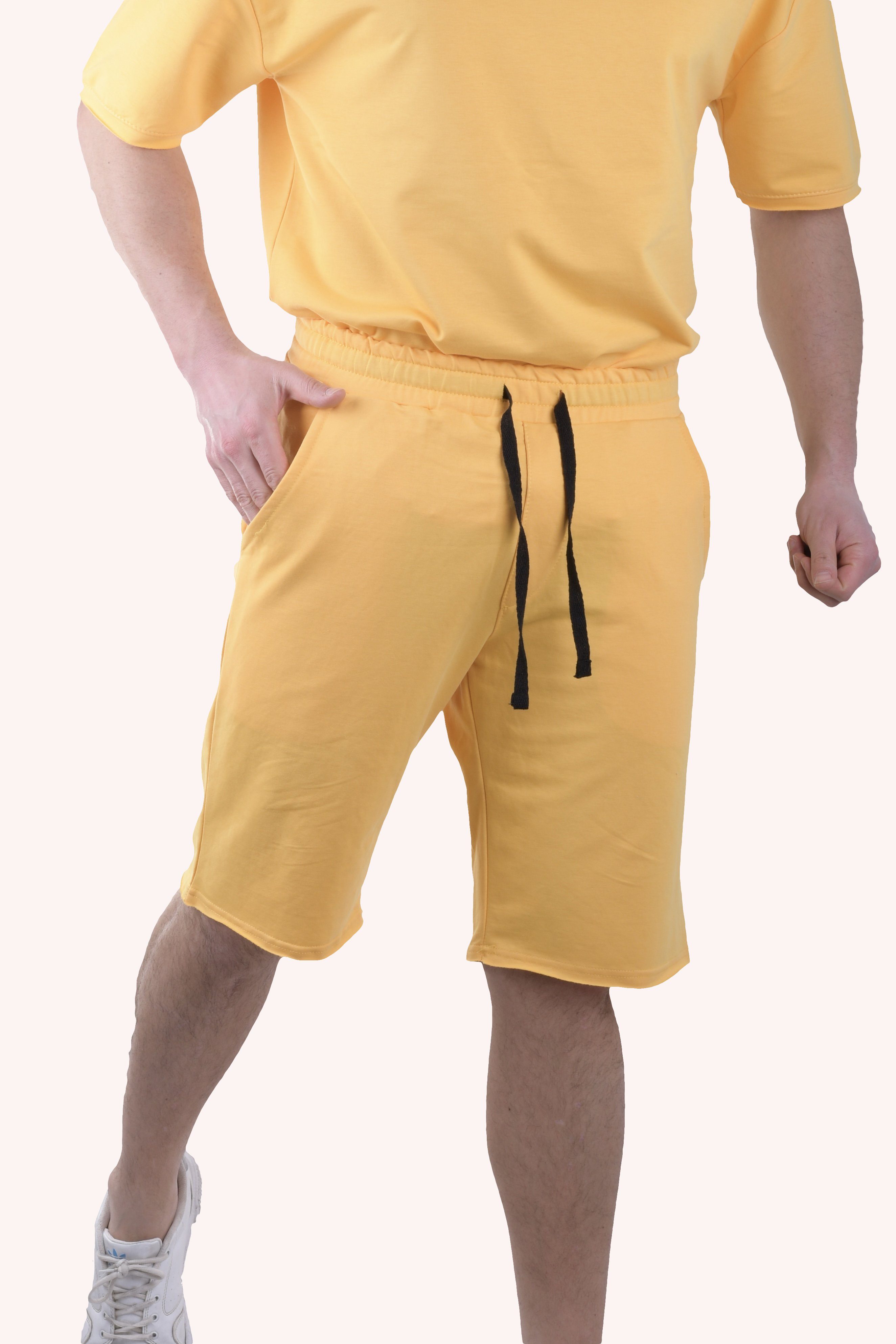 Megaman Jeans Sporthose Kurze Hose Trainingshose günstig online kaufen