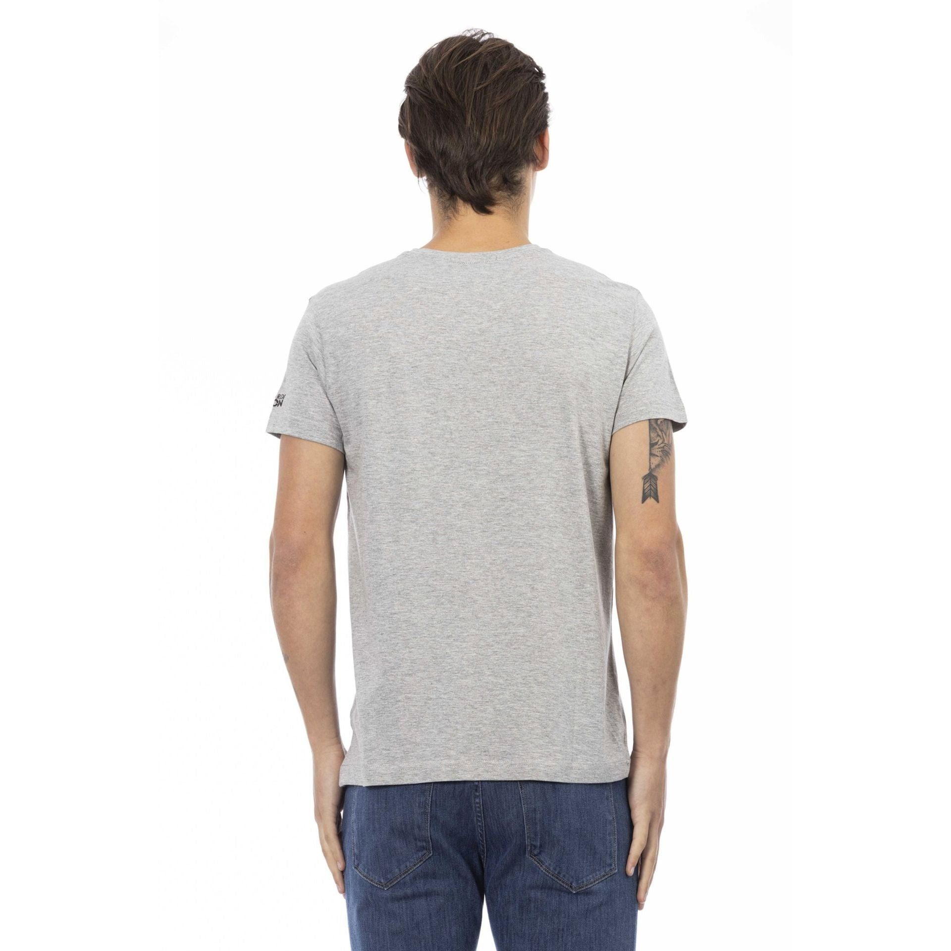 Trussardi T-Shirt Trussardi Action T-Shirts, das Logo-Muster subtile, das durch verleiht aber aus, zeichnet eine Note Grau sich stilvolle Es