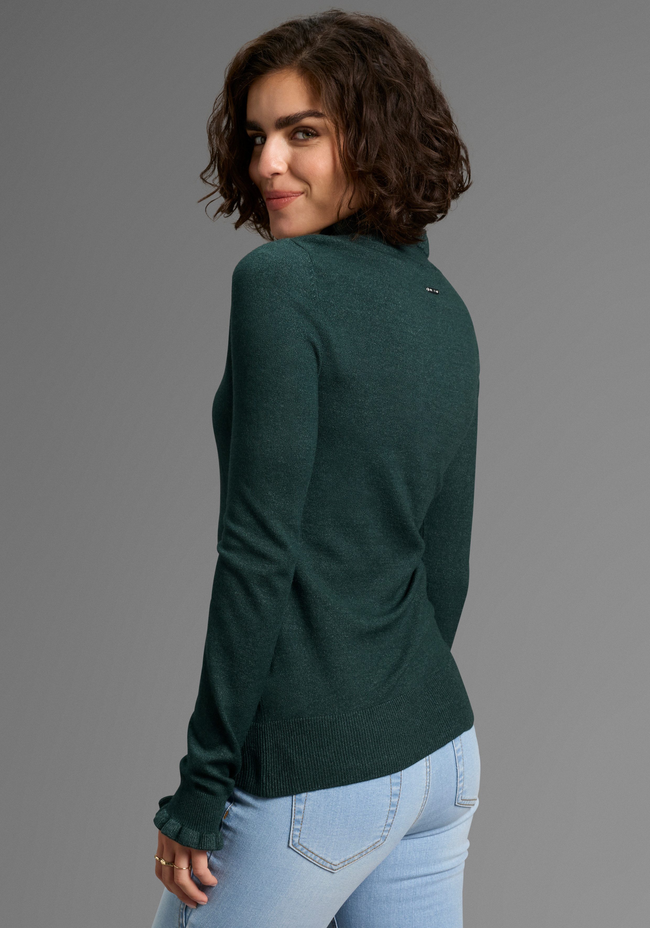 Laura Scott Stehkragenpullover mit Volantdetails günstig online kaufen