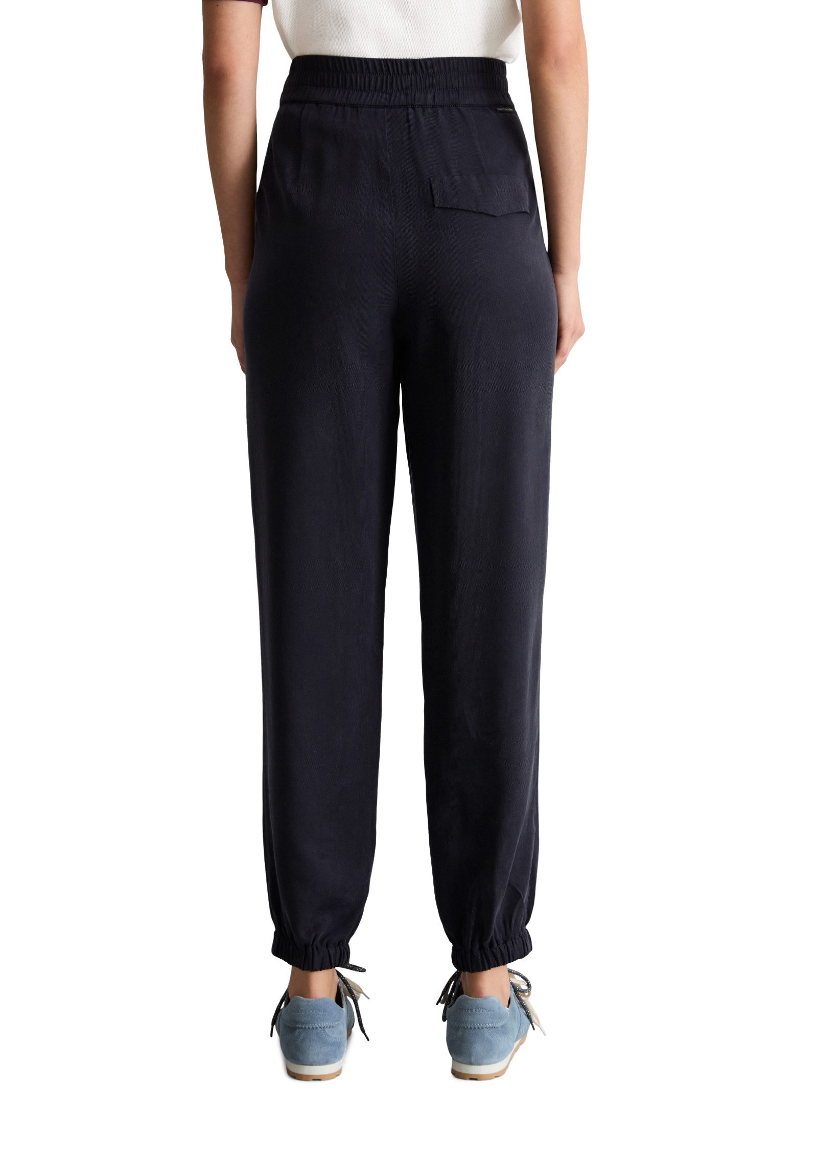Marc O'Polo DENIM Chinohose aus LENZING™ Lyocell – Bild 3 von 5