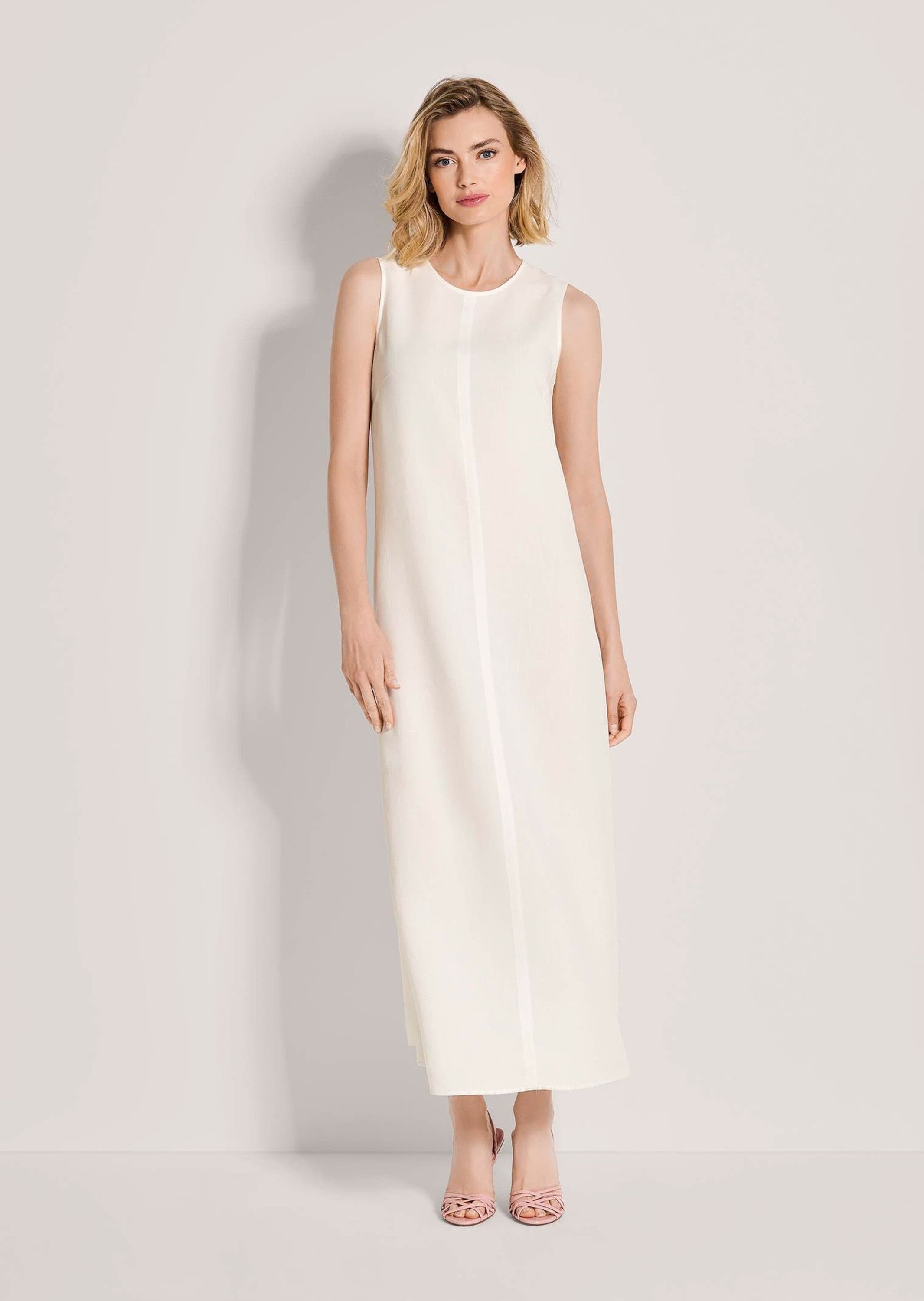MADELEINE Maxikleid Viskosekleid mit Rundhals Basickleid mit Knöchellänge und ohne Arm