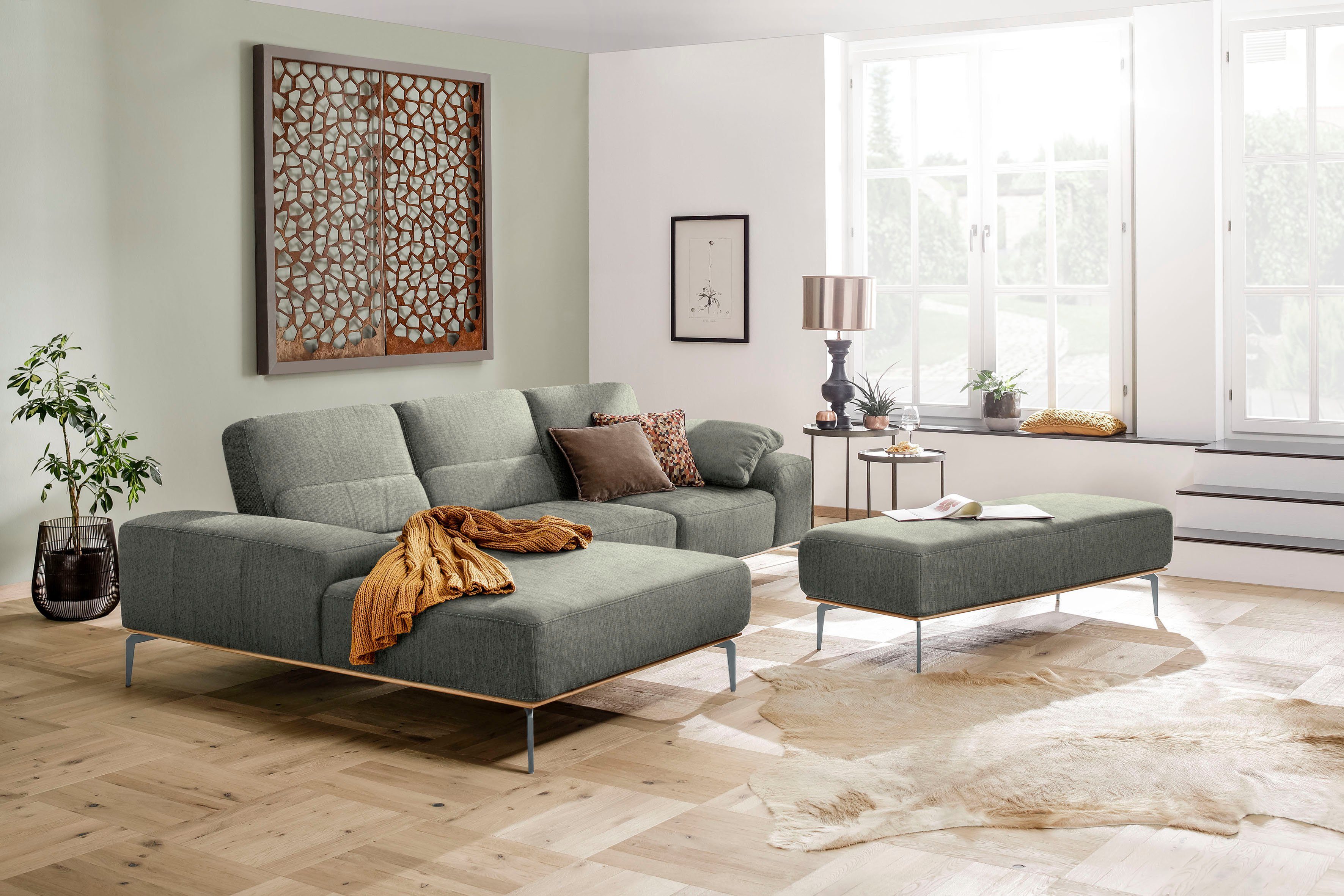 Breite Füße Holzsockel, W.SCHILLIG elegantem Ecksofa Silber in cm 299 matt, run, mit