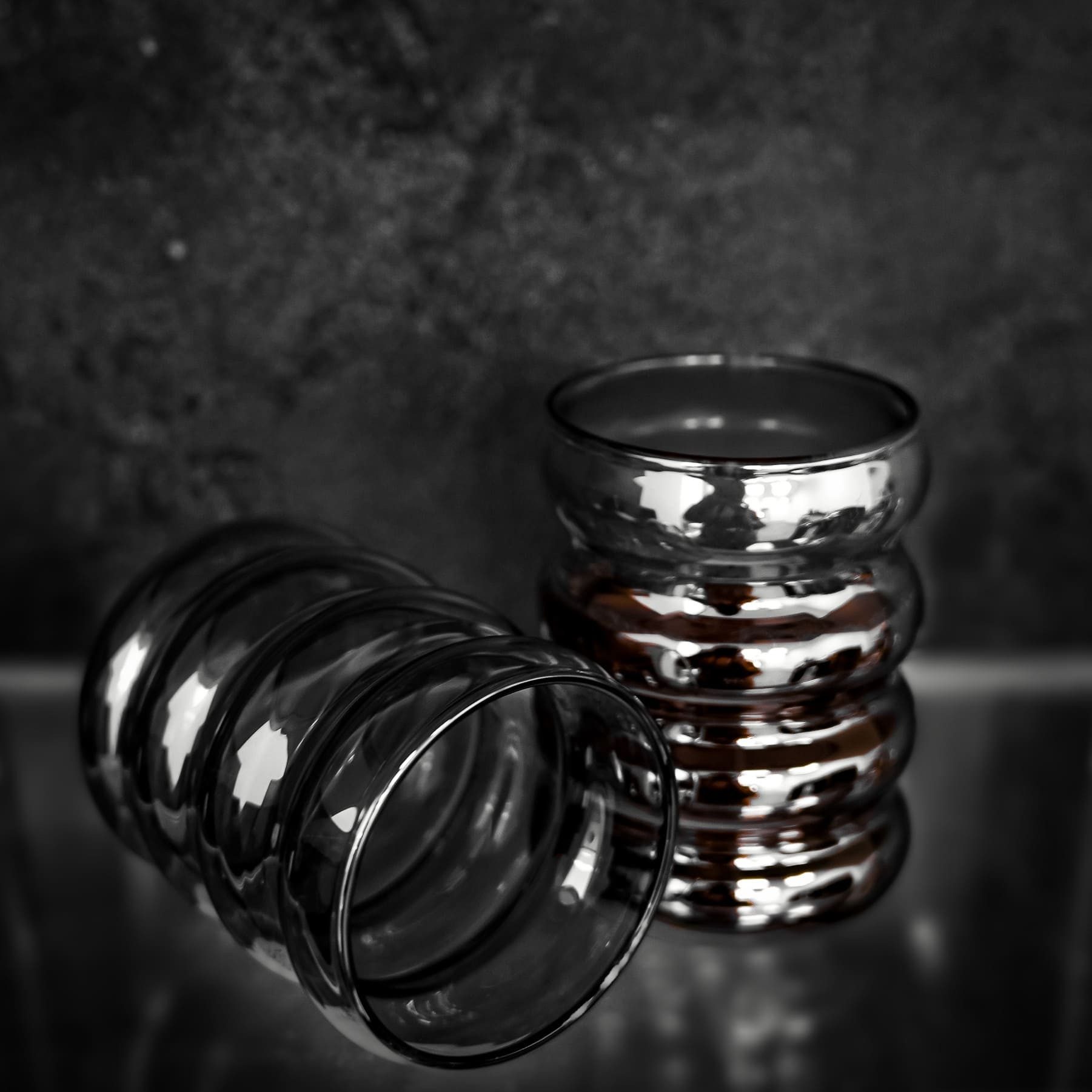 Mulex Glas Wave-Style Trinkgläser-Set in Schwarz 300 ml, 2-tlg.