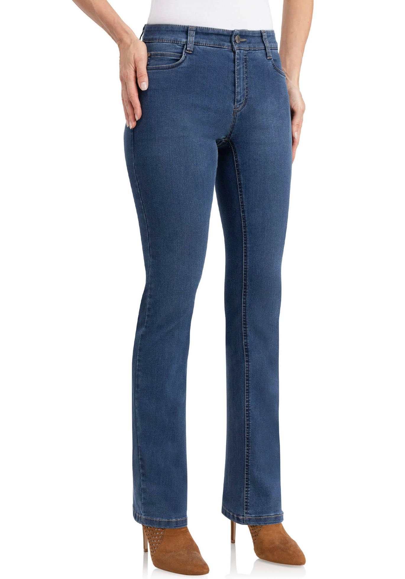 wonderjeans Bootcut-Jeans Figurbetonte Form mit leicht günstig online kaufen