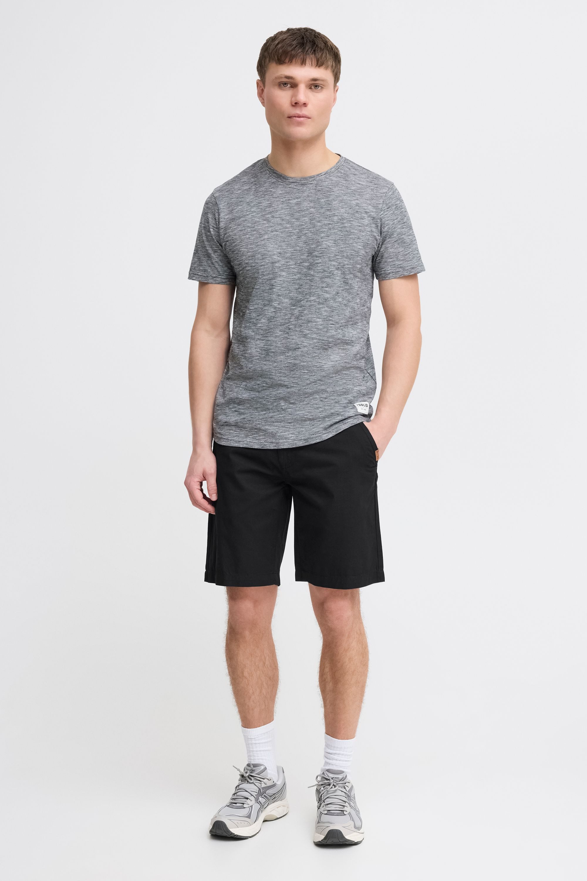 !Solid Chinoshorts SDThement Kurze Hose mit zwei verdeckten Gesäßtaschen