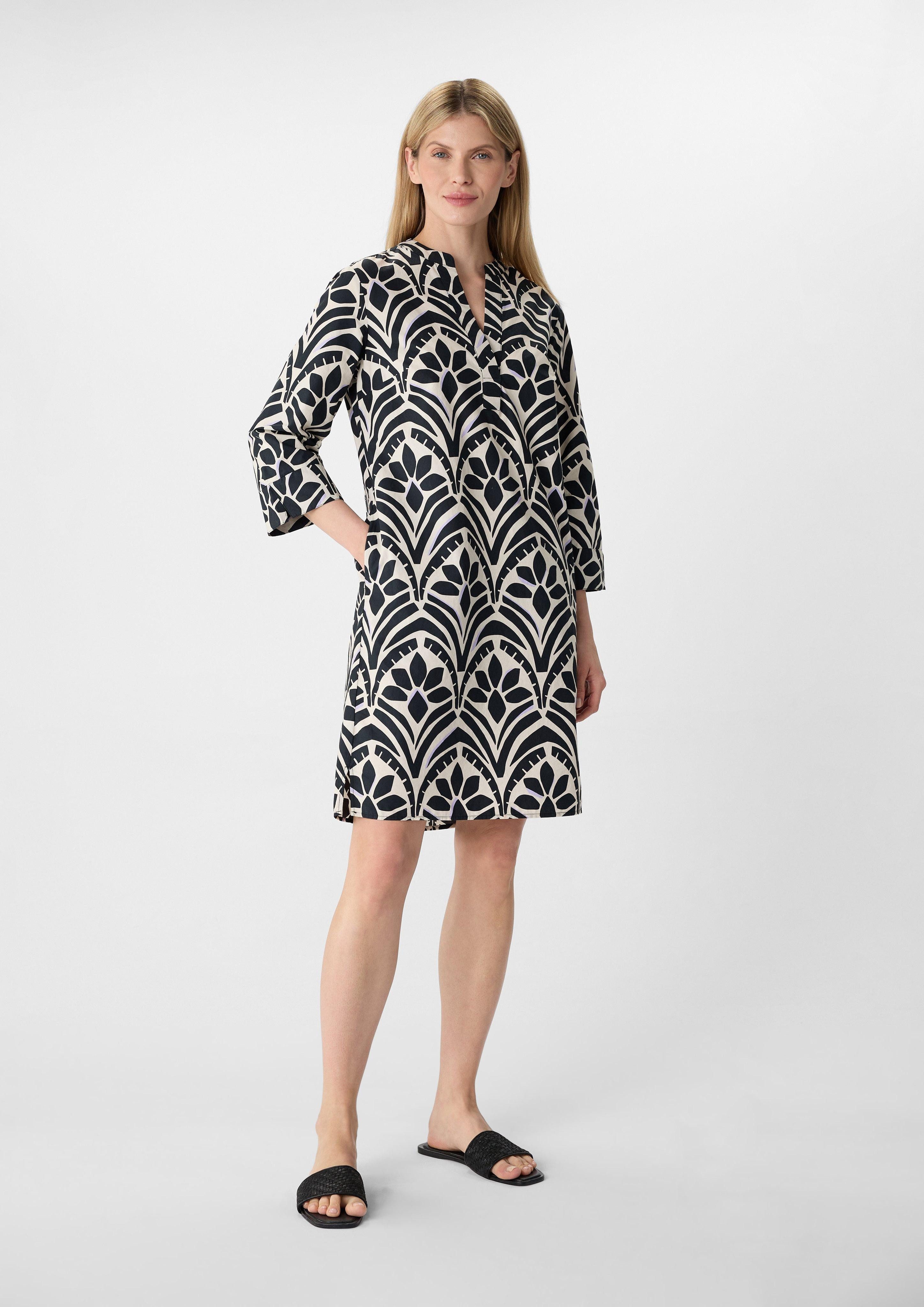 Minikleid Popeline-Kleid mit All-over-Print und Eingrifftaschen
