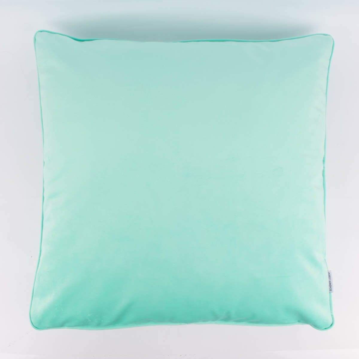 SCHÖNER LEBEN. Dekokissen SCHÖNER LEBEN. Samtkissen mit Keder mint 70x70cm. € 89,00