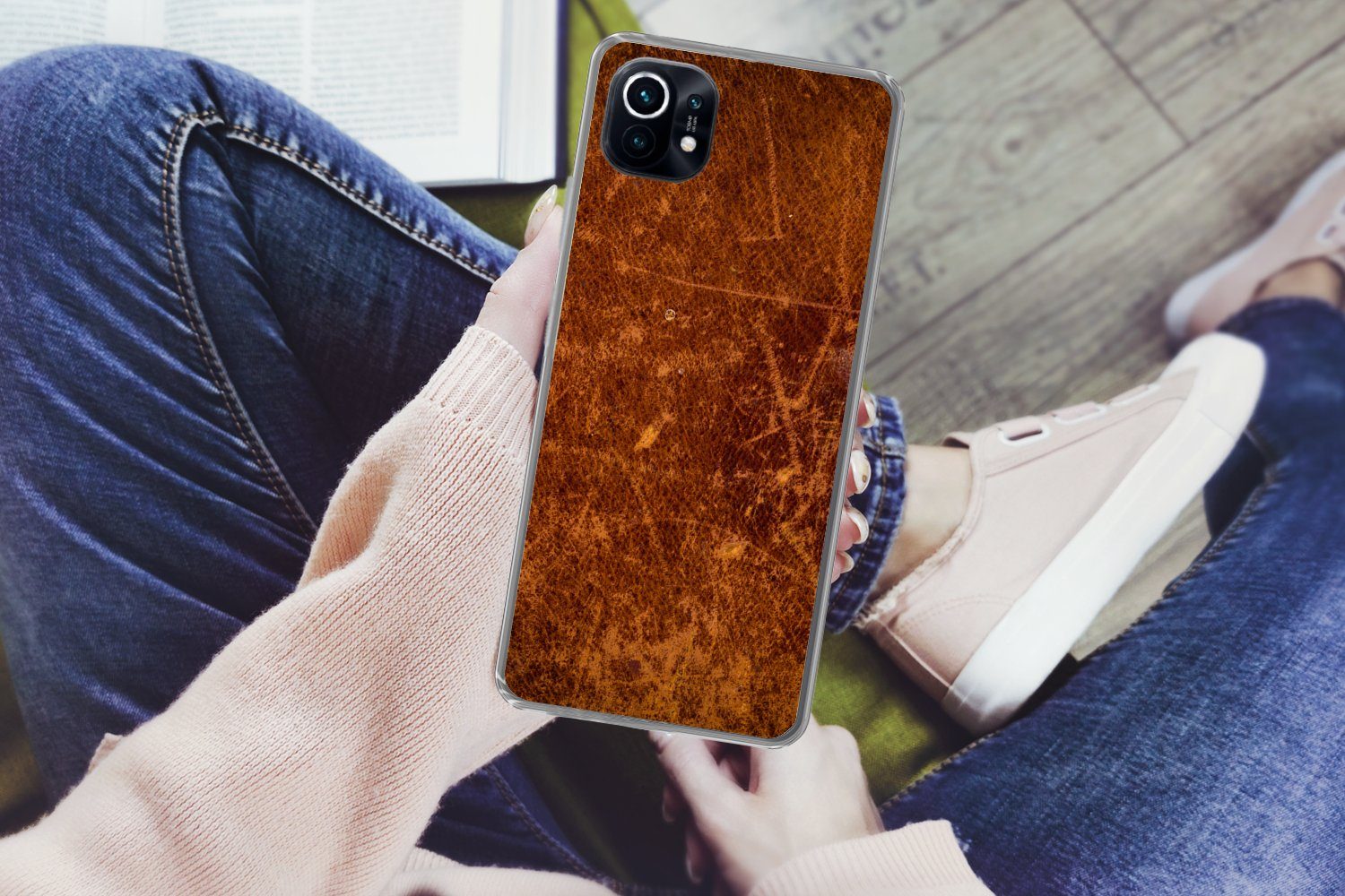 MuchoWow Handyhülle für Xiaomi Mi 11 Leder - Lederoptik - Braun - Orange, Phone Case, Silikon, Schutzhülle Dünn