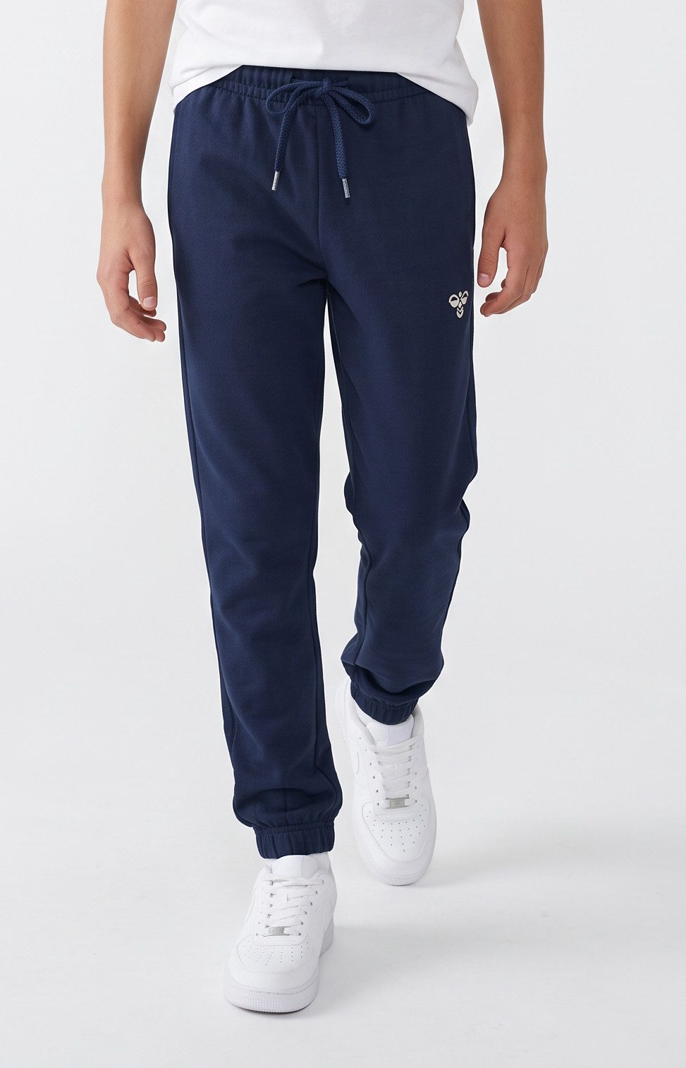 hummel Sweathose HMlJR REG TUKAS PANTS für Kinder, mit Seitentaschen, aus Baumwolle und Elasthan