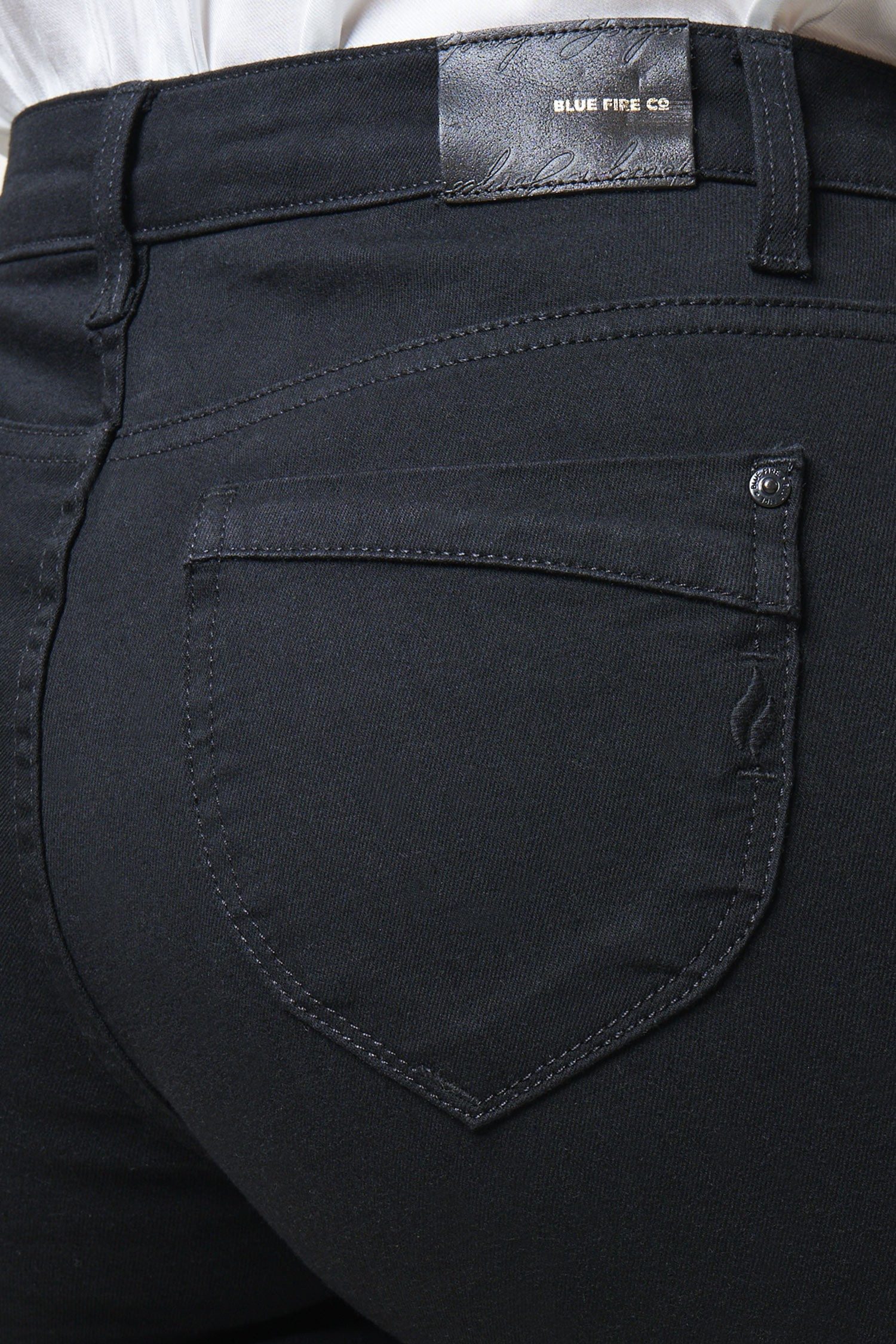 BLUE FIRE Stretch-Jeans BLUE FIRE NANCY black 1001.4140