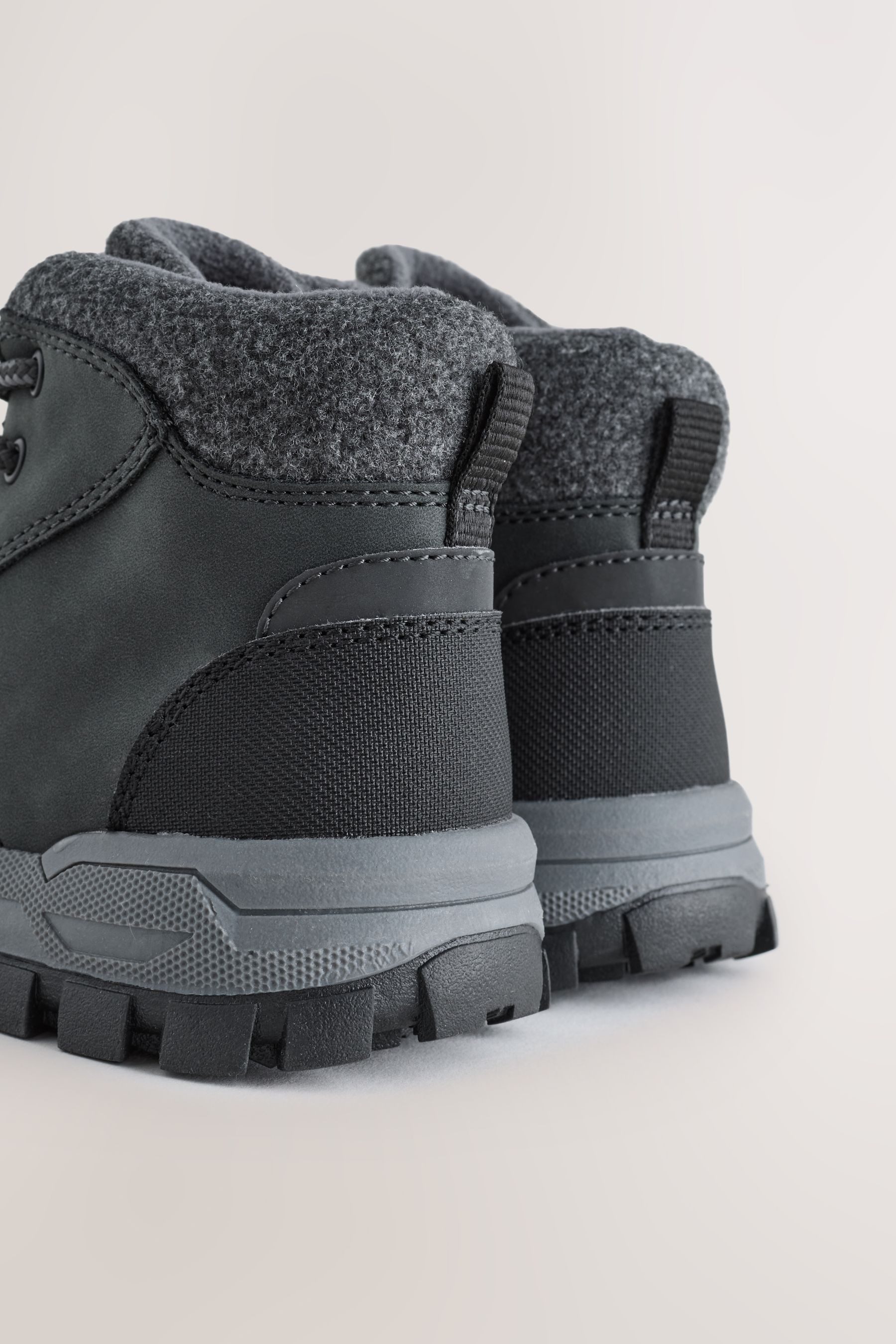 Next Thermo-Wanderstiefel mit Thinsulate-Futter Wanderstiefel (1-tlg)