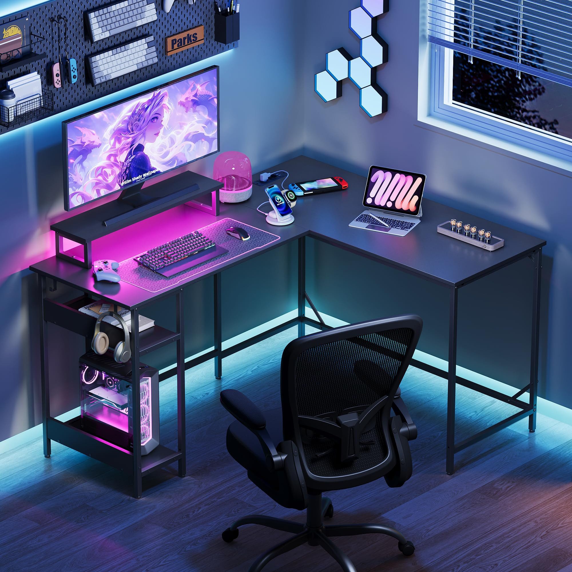 DEVAISE Computertisch Gamingtisch 111/120/140 x 80 cm Computertisch, L-förmiger Schreibtisch (Packung, Tablett mit Ständer), Computertisch mit LED, 2 USB und 2 AC-Steckdosen, für Büro