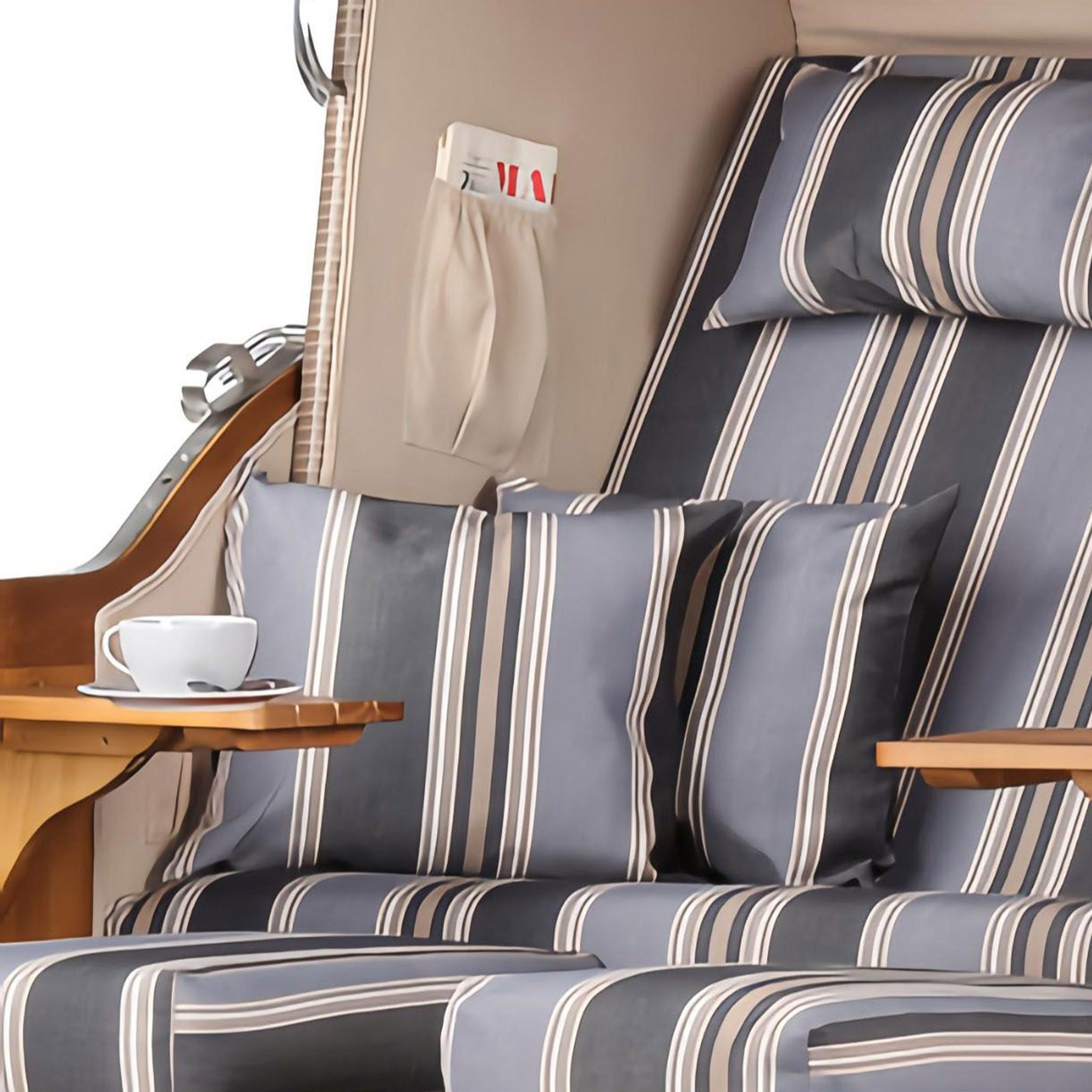 bene living Strandkorb Schleswig Pinie 2-Sitzer - PE mokka - Modell 555, BxTxH: 120x80x160 cm, Volllieger, Ostsee-Strandkorb, (Strandkorb-Komplettset, 4-tlg., Strandkorb, Schutzhülle, Doppellenkrollen und Glas-/Becherhalter), inkl. Windschutzfolie, Bistrotischen und bequemer Polsterung