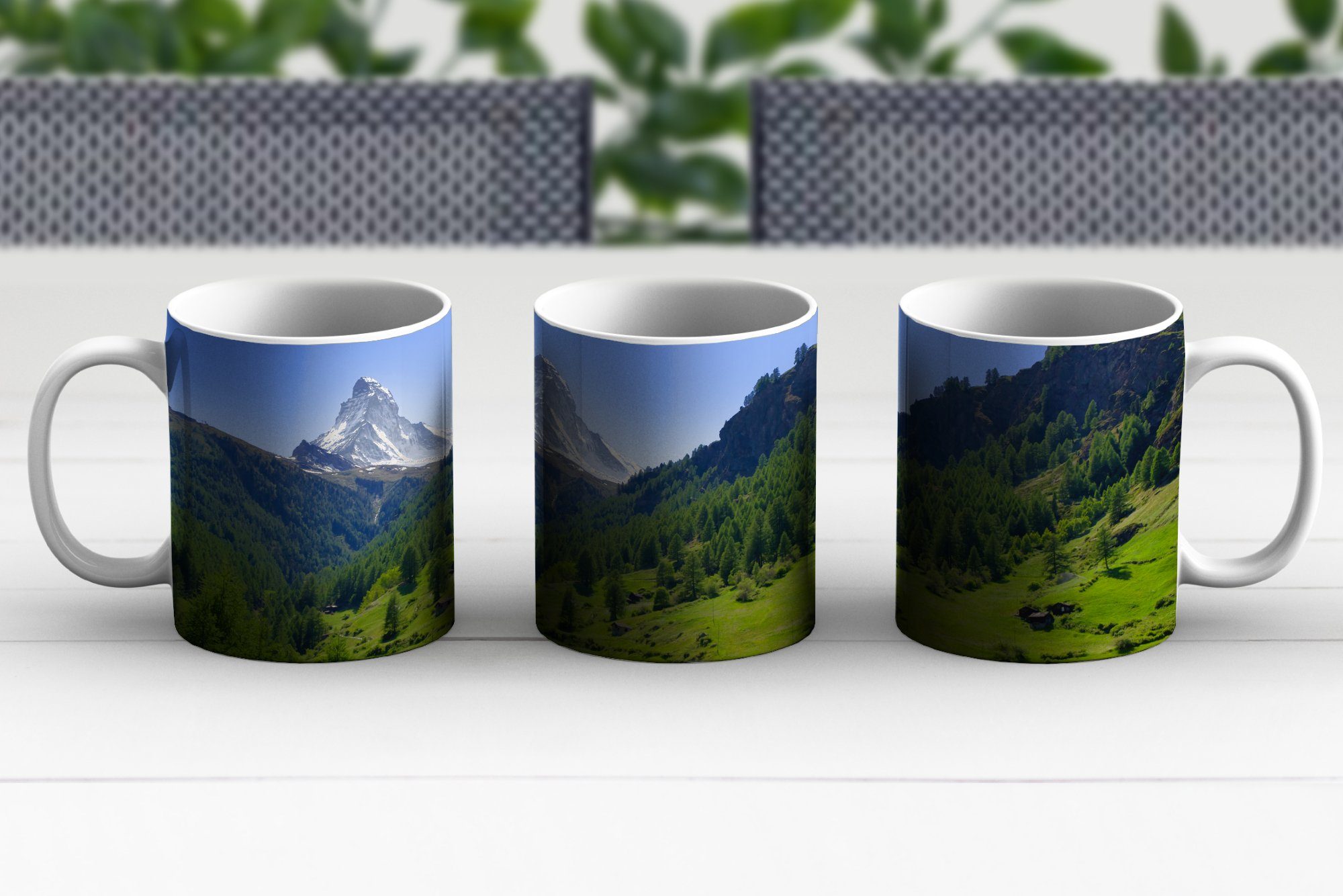Kaffeetassen, Schweizer Teetasse, im MuchoWow Bäumen, grünen mit Matterhorn Becher, Tasse Geschenk Keramik, Alpen Teetasse,