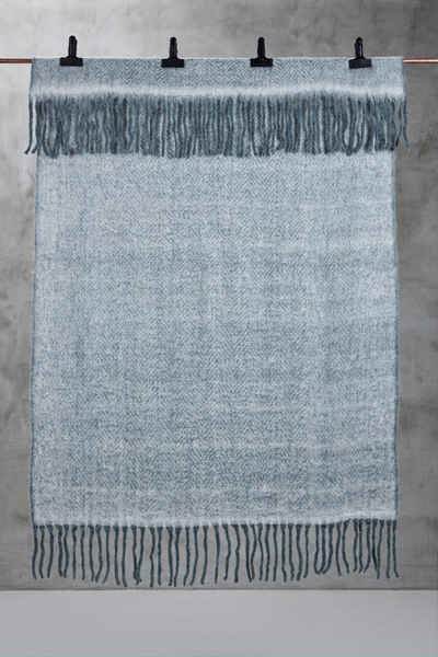 Wohndecke Jolba, weiche Kuscheldecke mit Fransen, 25 % Wolle, 130x170 cm, carla&marge, Tagesdecke / Plaid in Blau und Grau