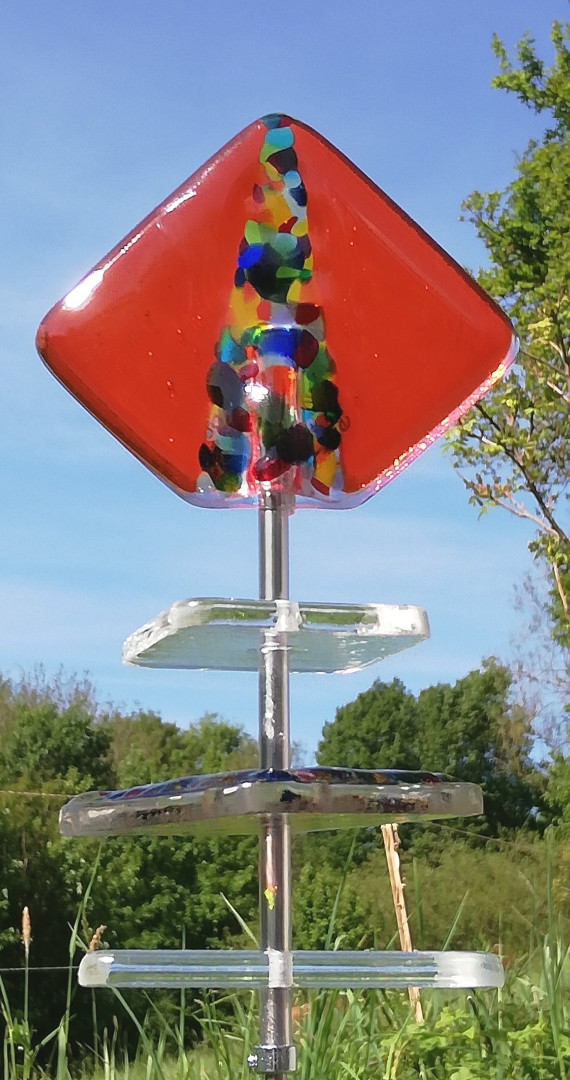 Glas-Stadl Die Glas Fusing Manufaktur Gartenstecker Sonnenfänger Gartenstecker - Ein Sonnentänzer - Sun Swinger