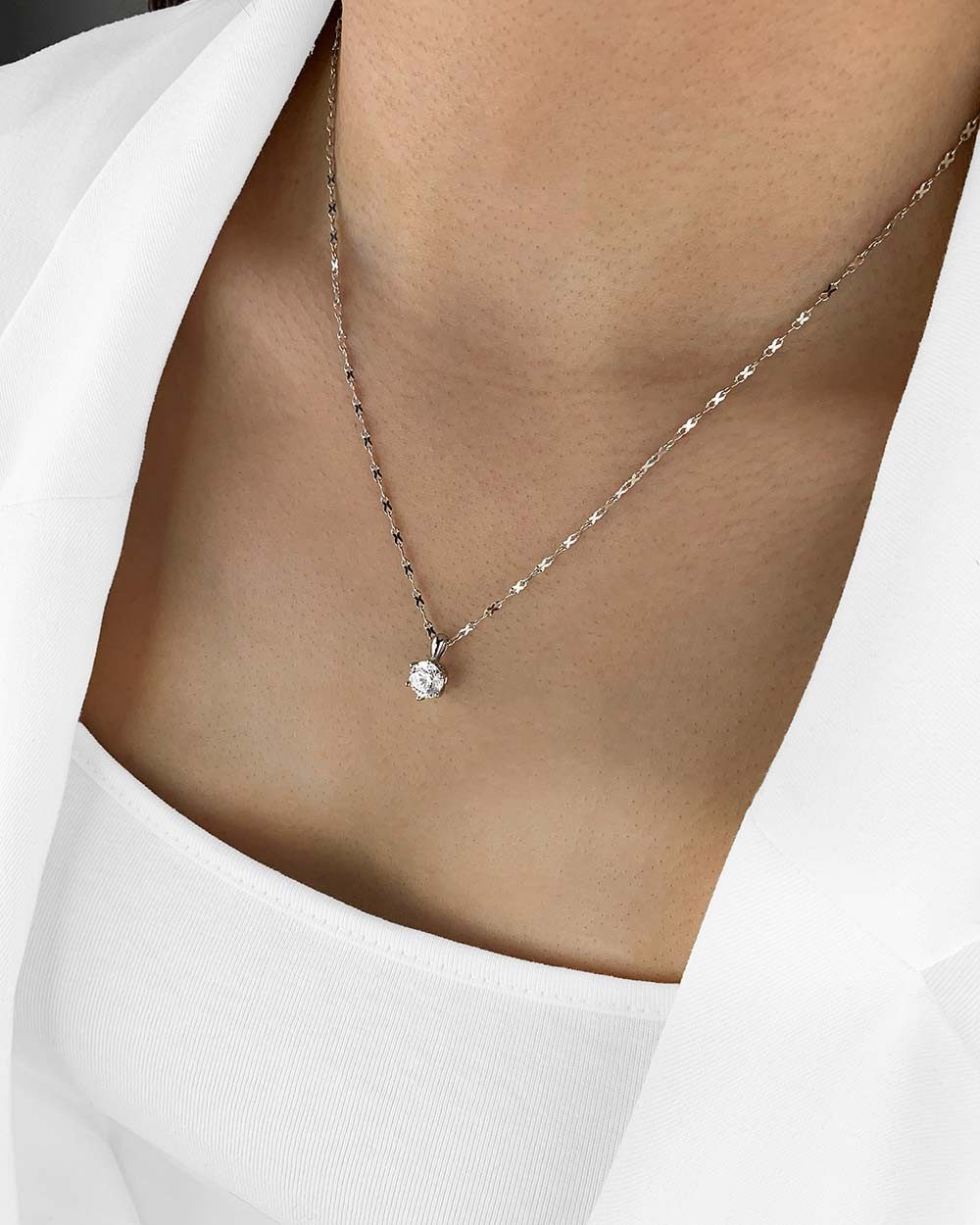DANIEL CLIFFORD Kette mit Anhänger 'Elenia' Damen Halskette Silber 925 Solitär Anhänger weiß, Silberkette mit Kristallanhänger weiß Solitaire Design – Bild 4 von 5