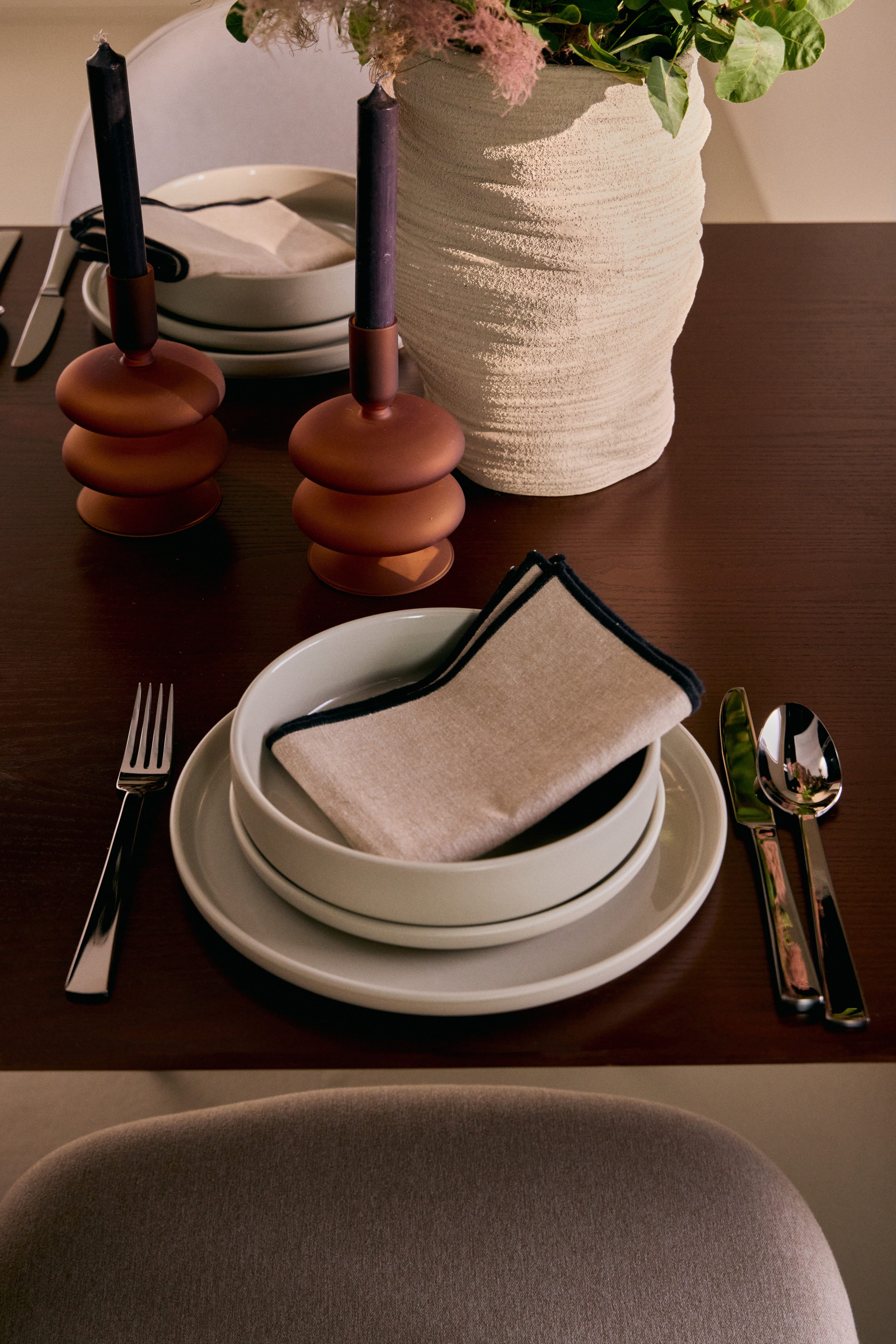 LeGer Home by Lena Gercke Kombiservice Geschirr-Set, Service Liliane (16-tlg), 4 Personen, Steinzeug, skandinavische, minimalistische Formensprache, 16 Teile