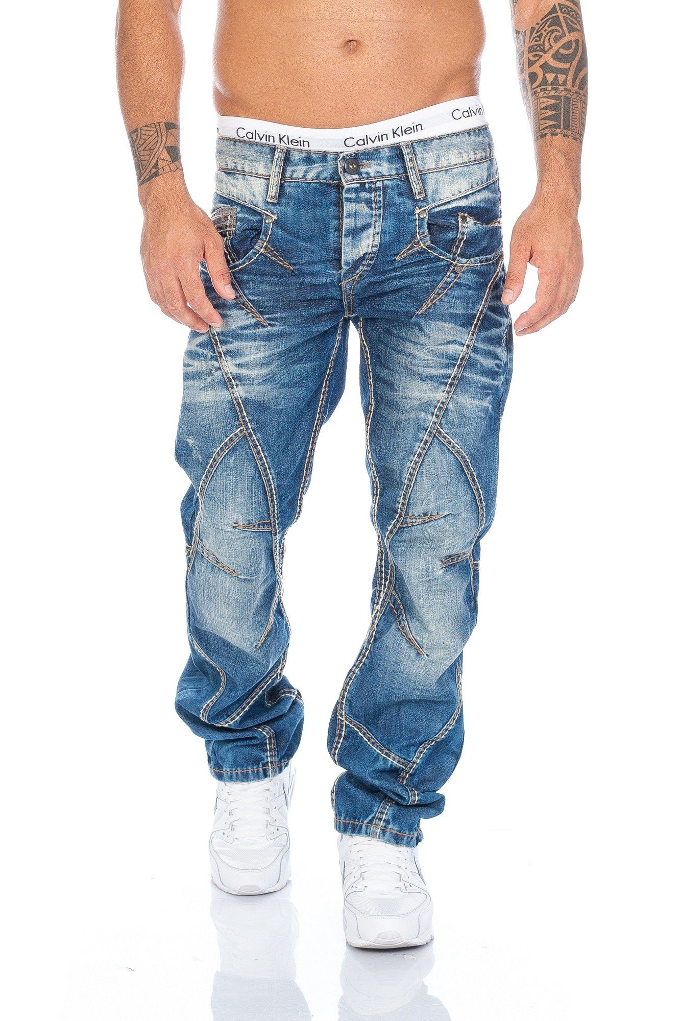 Cipo & Baxx Regular-fit-Jeans Herren Jeans Hose mit ausgefallener  Nahtstruktur Jeanshose mit aufwendiger Nahtverzierung und stylischer  Waschung