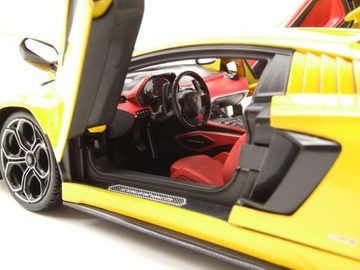 Maisto® Modellauto Lamborghini Countach LPI 800-4 2021 gelb Modellauto 1:18 Maisto, Maßstab 1:18