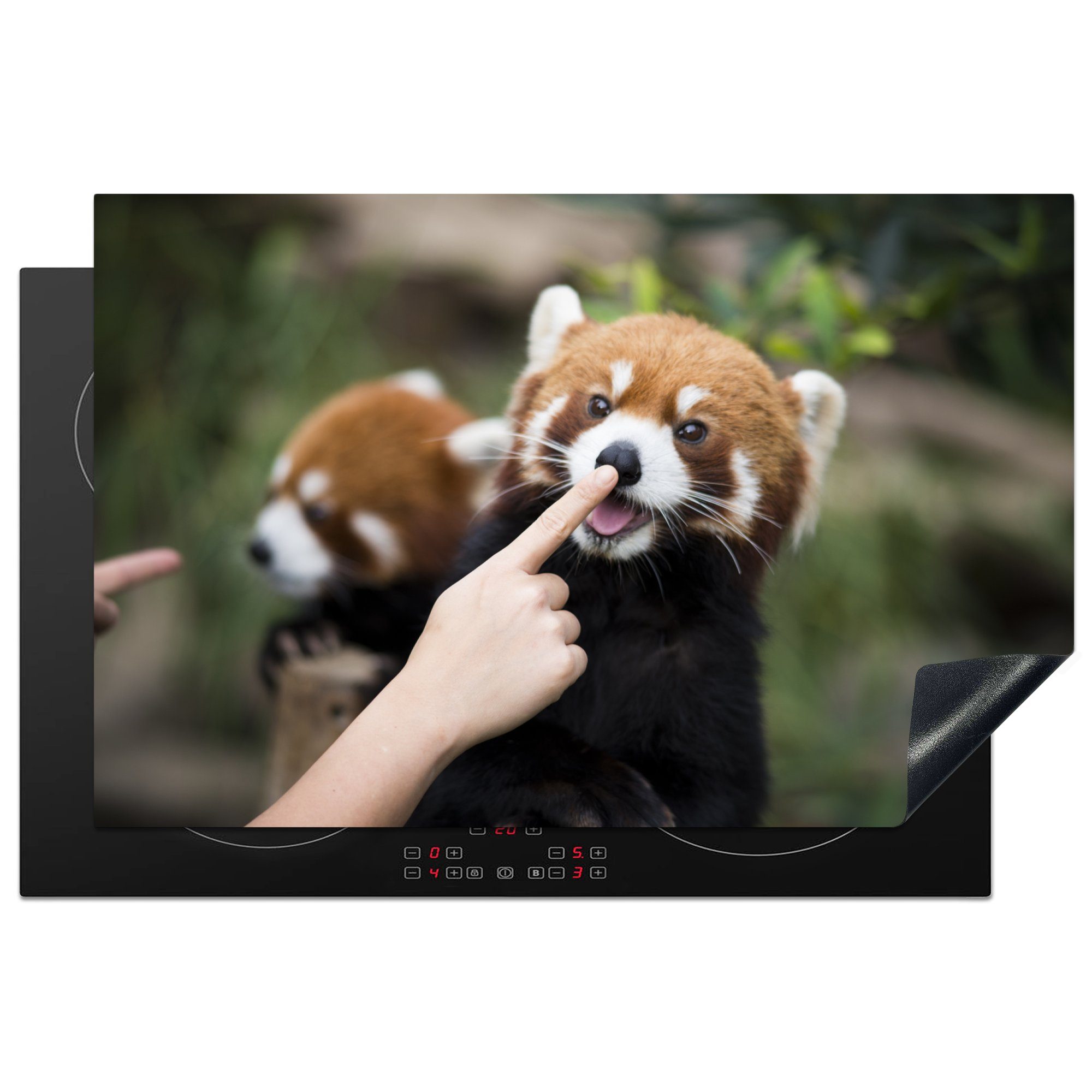 MuchoWow Herdblende-/Abdeckplatte Panda - Hand - Rot, Vinyl, (1 tlg), 81x52 cm, Induktionskochfeld Schutz für die küche, Ceranfeldabdeckung