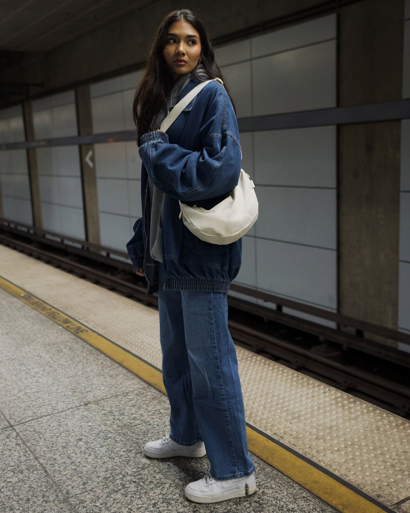 SONS OF ALOHA Umhängetasche Umhängetasche Moon Bag Cross-Body Bag beige, Umhängetasche, Moon Bag HOKU M, recyceltes PET, beige