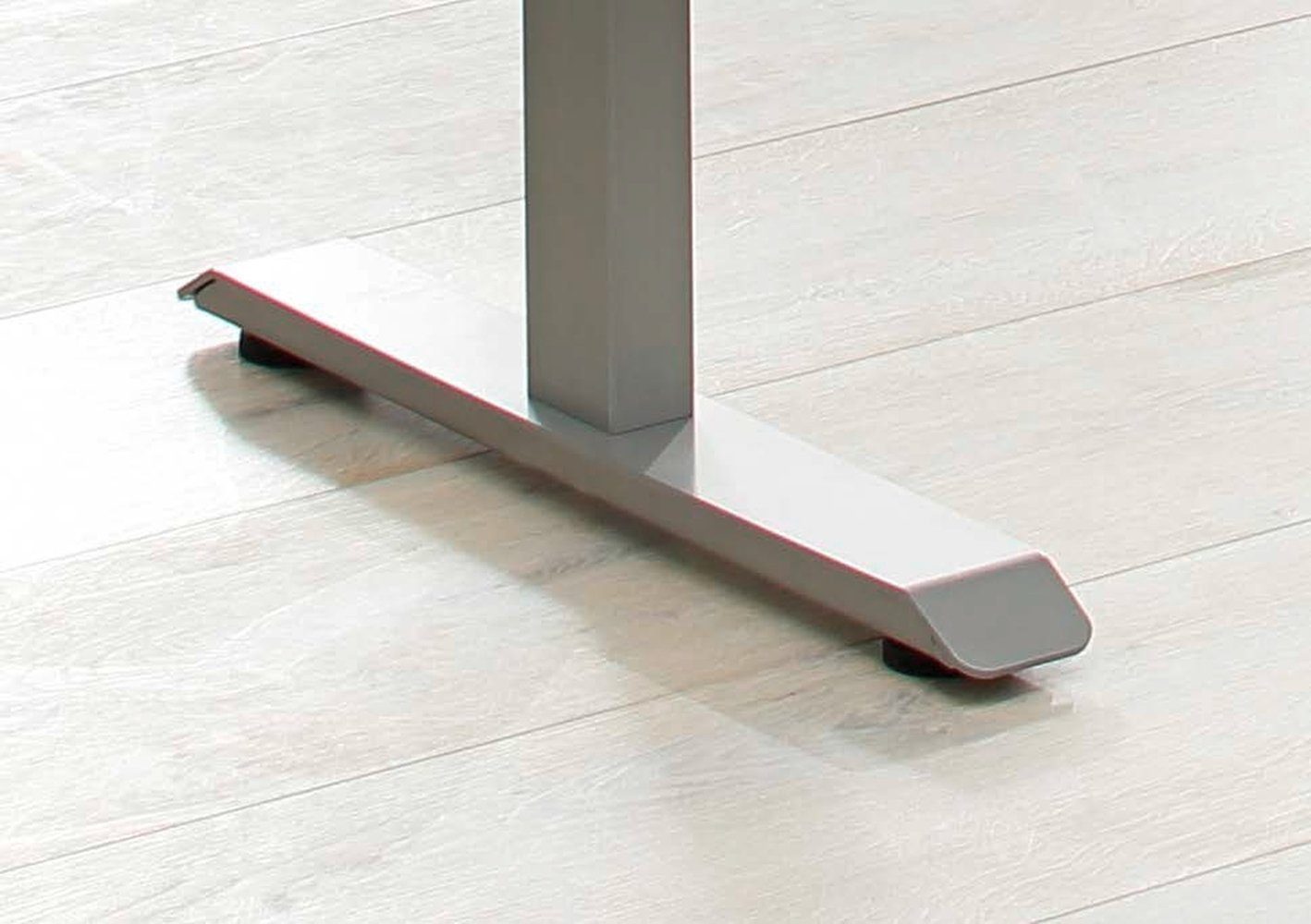 Maja Möbel Schreibtisch aus Metall / Spanplatte in Metall platingrau - Sonoma-Eiche (BxHxT: 248x120x158 cm)