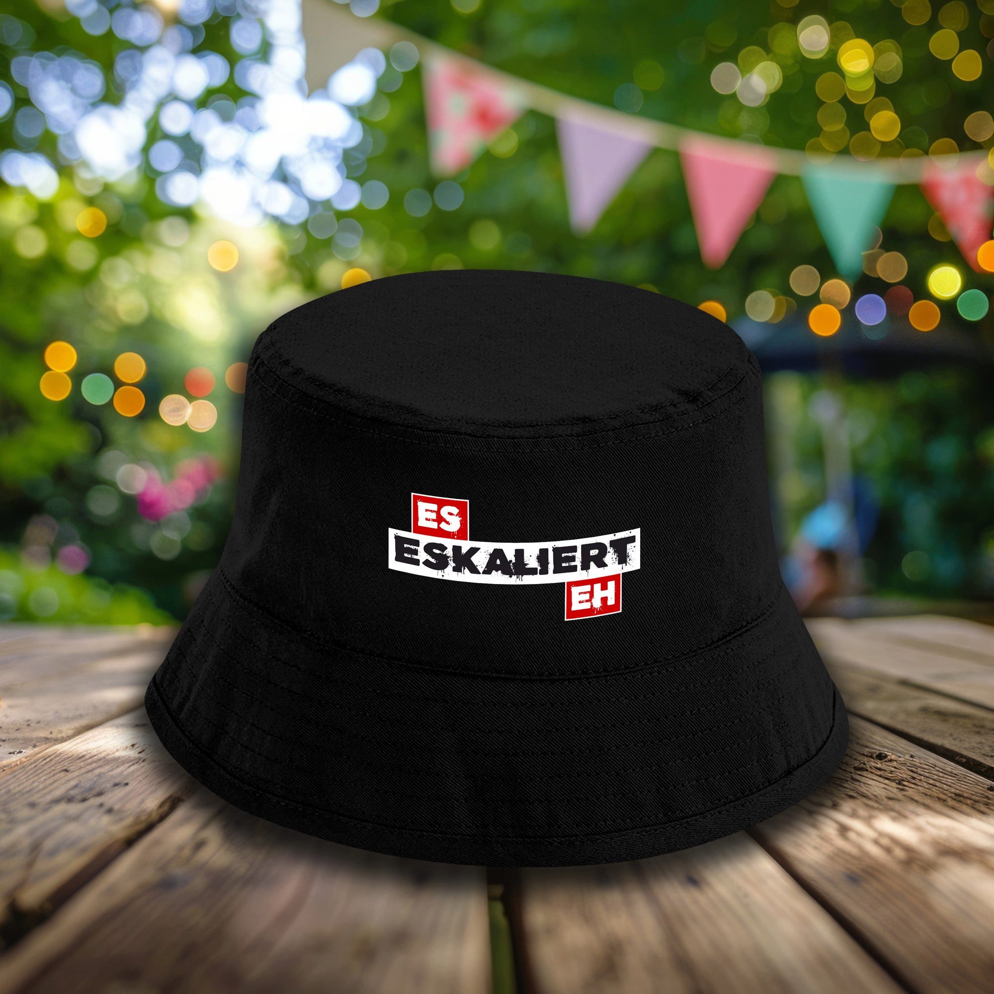 Herzbotschaft Sonnenhut Bucket Hat Es eskaliert eh (Unisex Einheitsgröße, Sommerhut mit Spruch, Festivalhut, Fischerhut) für Damen & Herren