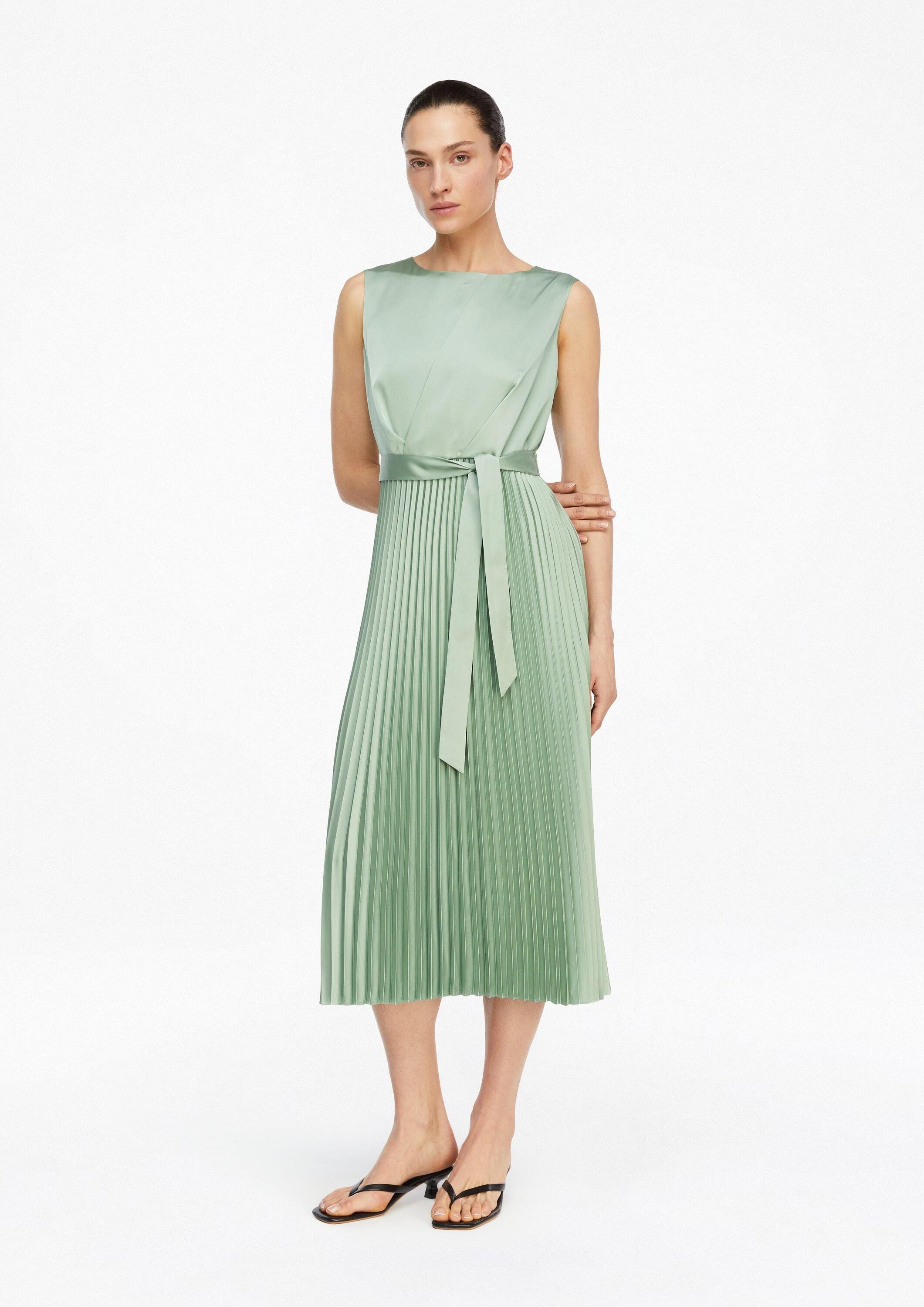 comma Midikleid Kleid Satinkleid mit Plissée-Rock
