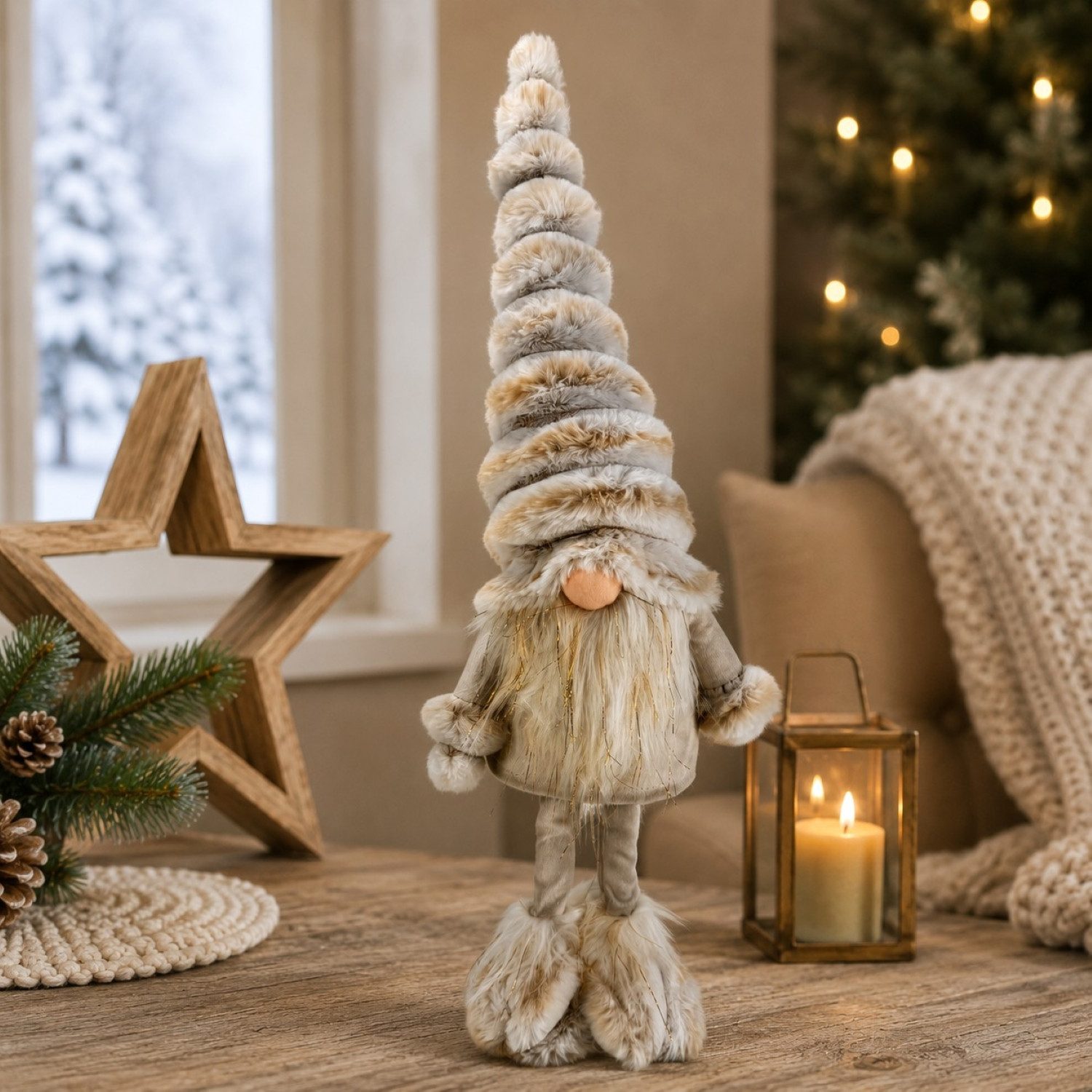 Online-Fuchs Dekofigur Weihnachtswichtel mit Teleskopbeinen - Deko für Winter und Weihnachten (mit langer Zipfelmütze & flauschigem Bart, in harmonischen Creme Tönen), mit Teleskopbeinen zwischen 55 und 80 cm groß - W5