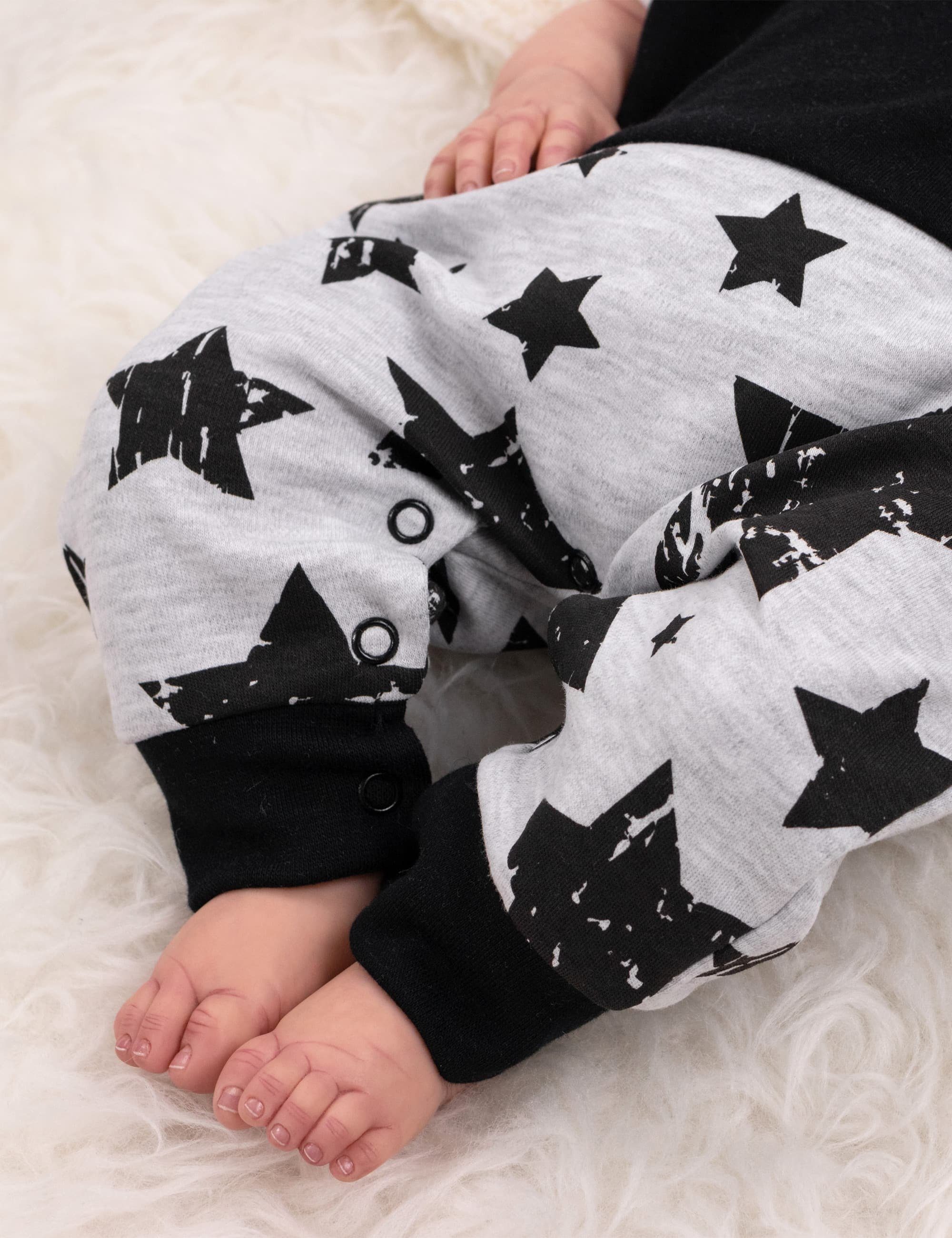 Baby Sweets Strampler Set Sterne schwarz 1-tlg., Halstuch) Strampler, (Set, grau