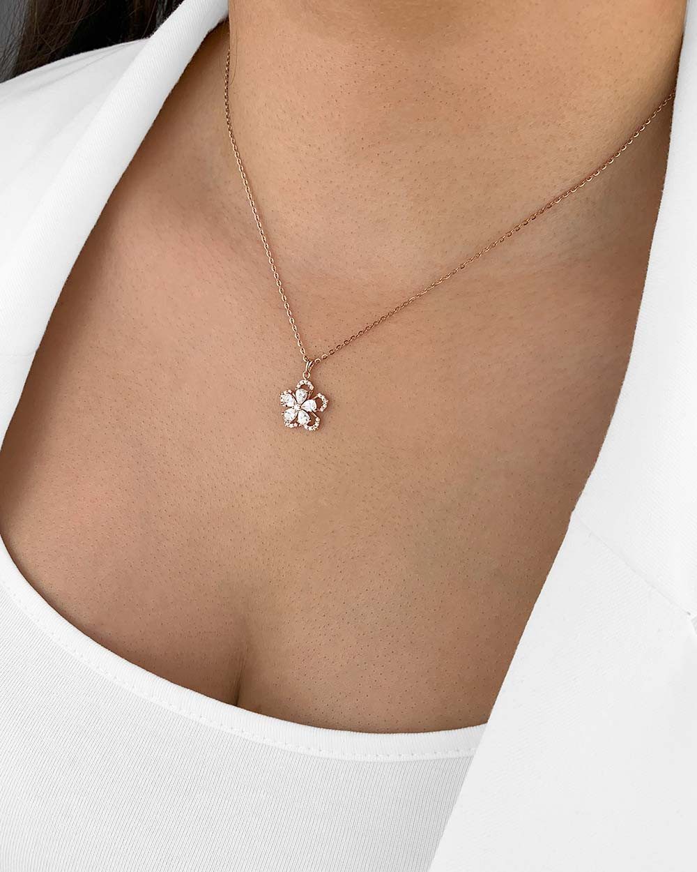 DANIEL CLIFFORD Kette mit Anhänger 'Linea' Damen Halskette Silber 925 18k Roségold Blüten Anhänger (inkl. Verpackung), größenverstellbare Silberkette vergoldet 45cm, drehbare Blüte