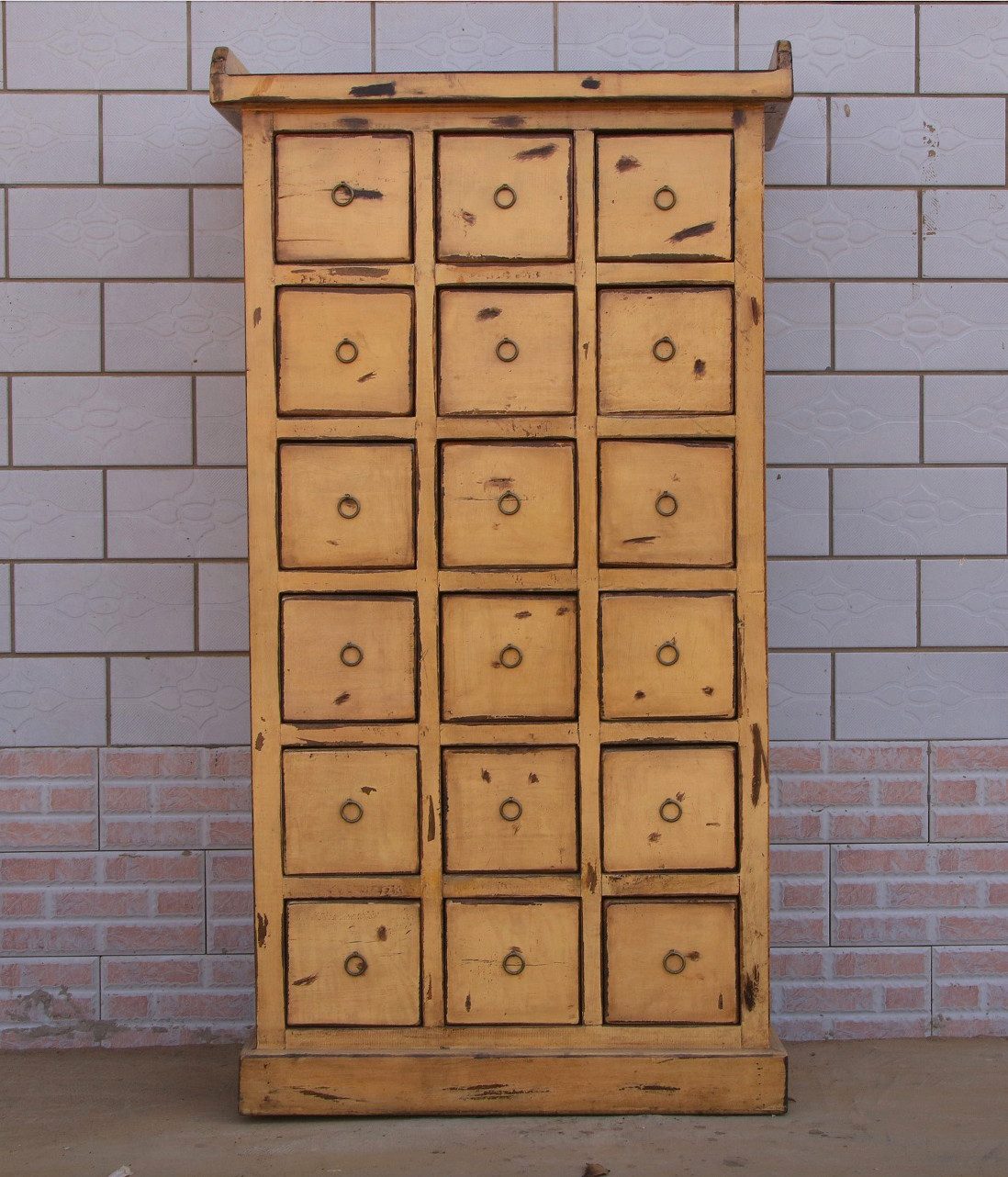 Luxury-Park-Direct Kommode Chinesischer Schubladenschrank mit traditioneller Aufteilung