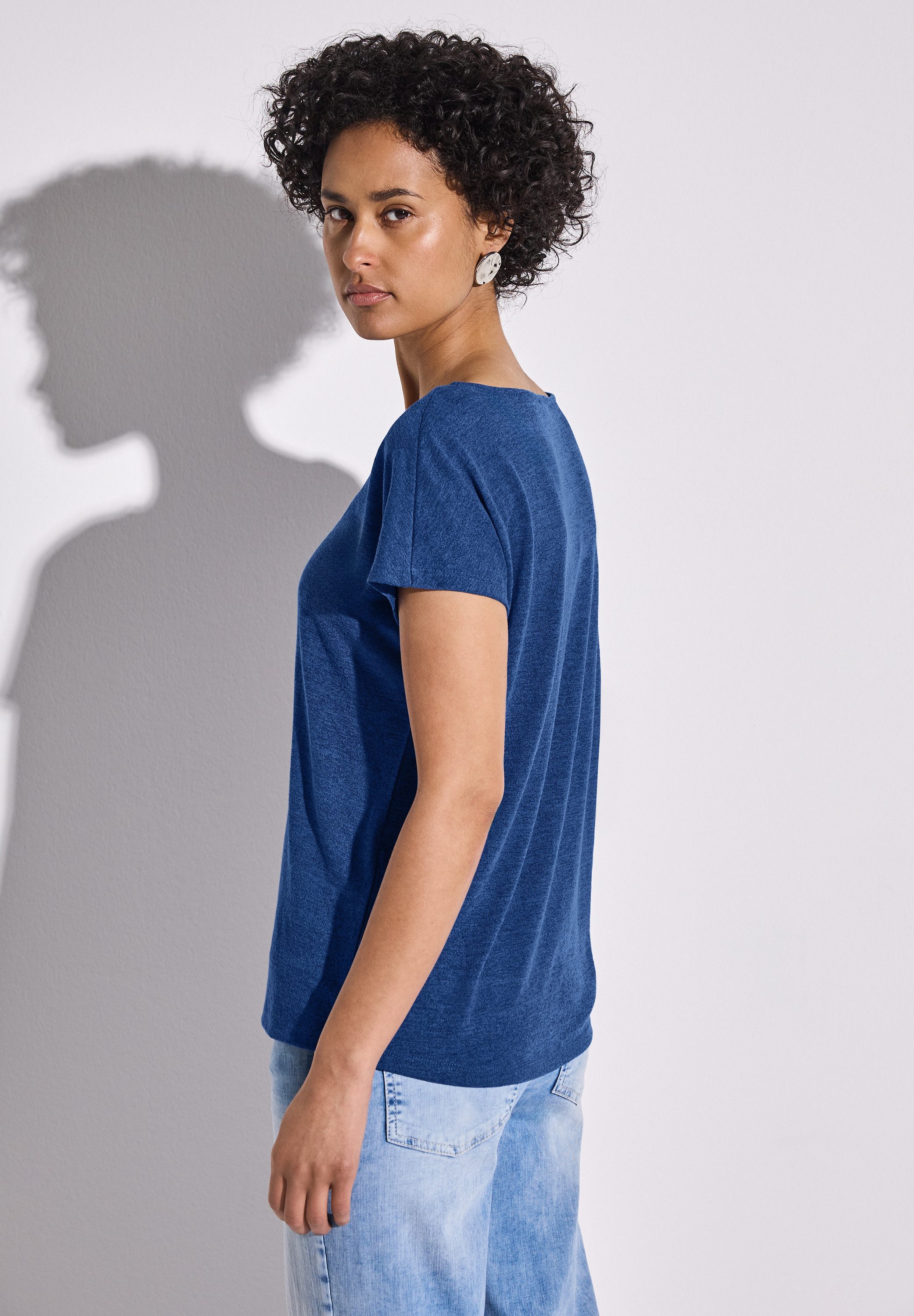 STREET ONE T-Shirt, mit abgerundetem V-Ausschnitt günstig online kaufen
