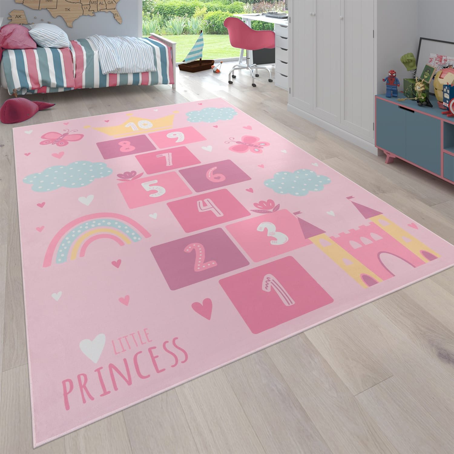 KADIMA DESIGN Kinderteppich waschmaschinenwaschbar Prinzessinnen‑Hüpfkästchen‑Muster Kinderteppich, Rechteckig, Höhe: 4 mm, 100% Polyester, Rücken aus Felt + Dots, Rechteckig, 120x160cm, Pink