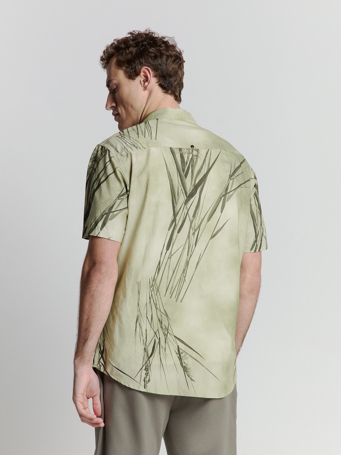 NO EXCESS Kurzarmhemd Shirt Short Sleeve Revers Collar Allover Printed Mint