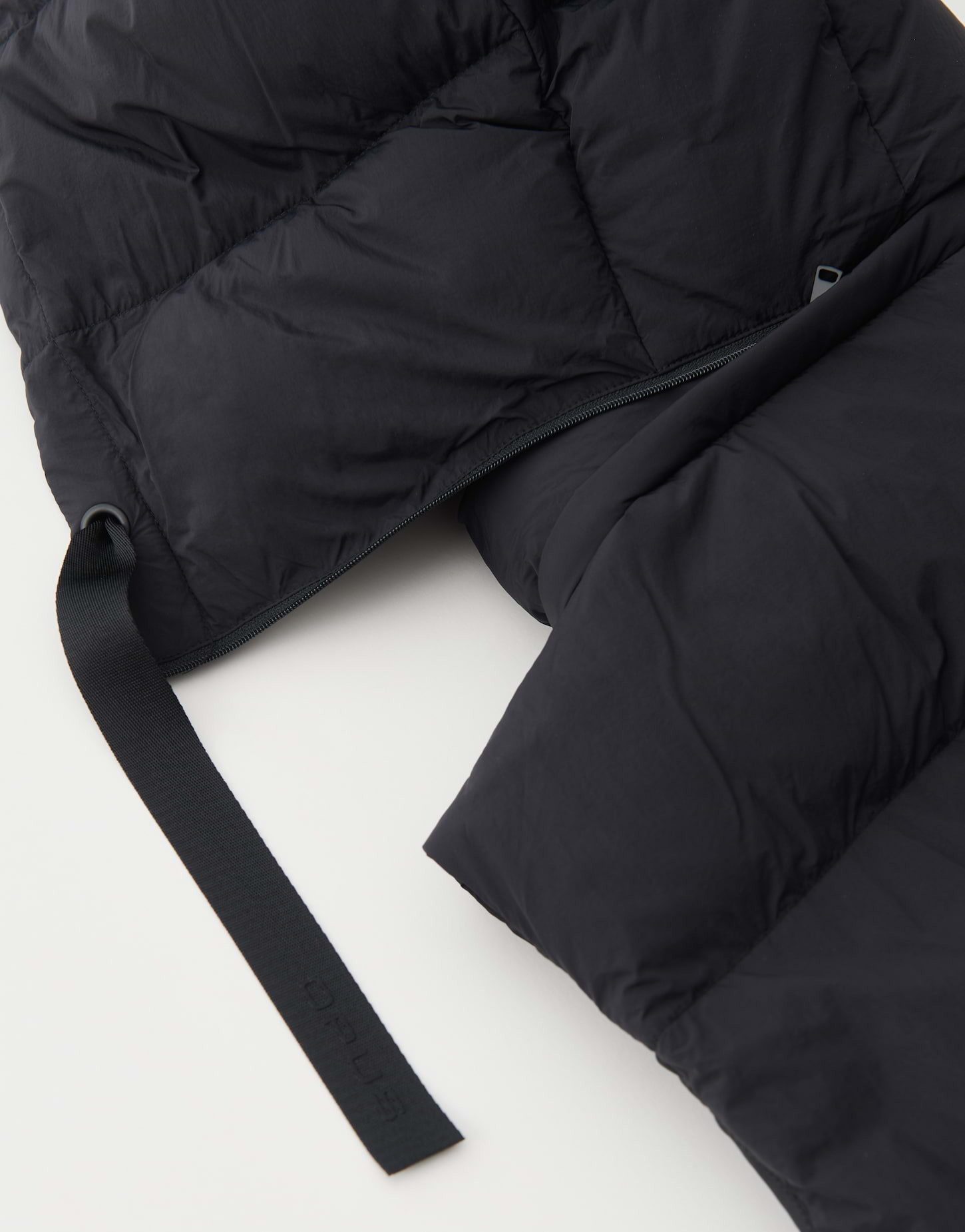 OPUS Longweste Longweste WIGILO Regular mit recycelter Wattierung