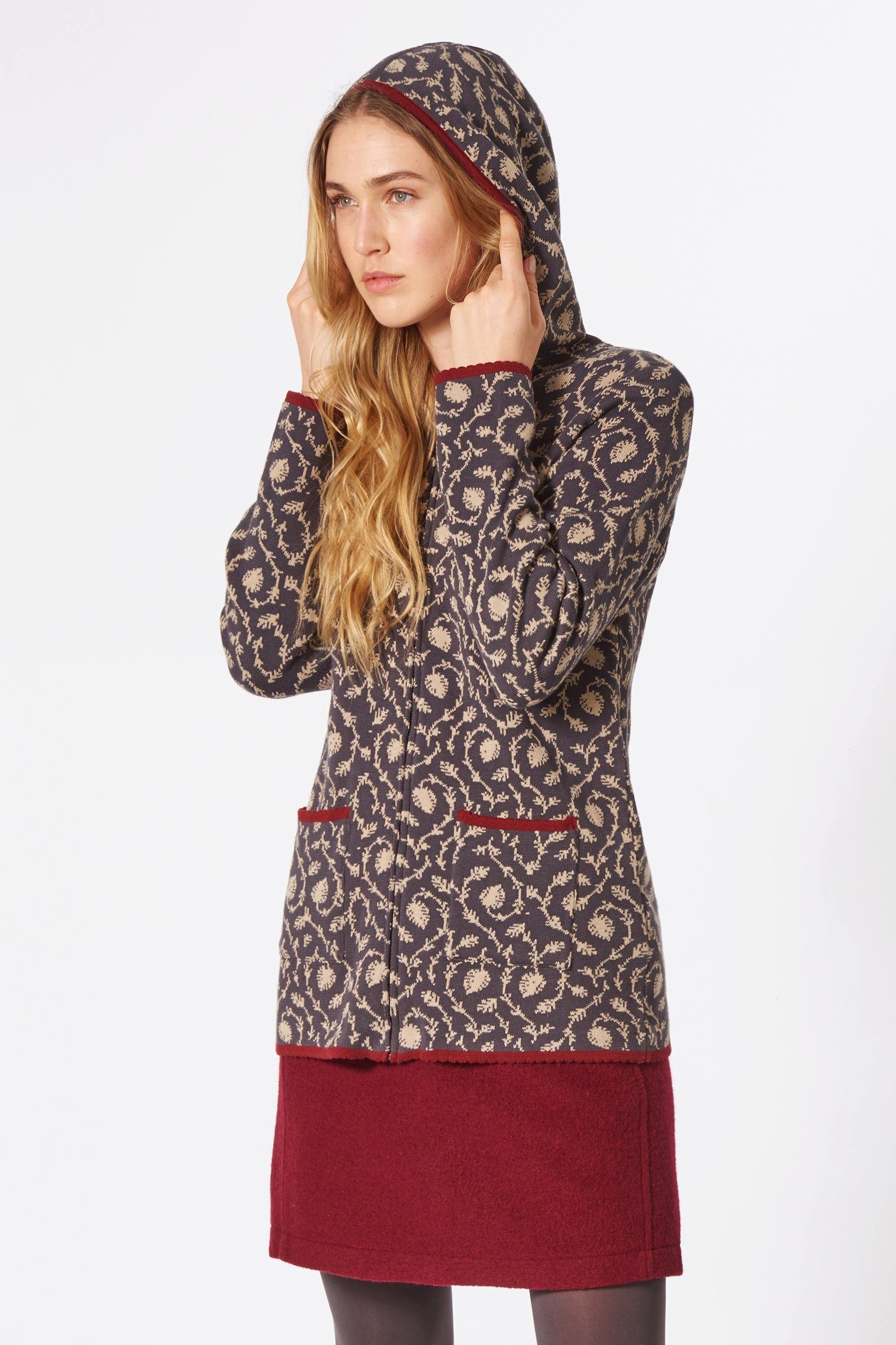 Himalaya Clothing Kapuzenstrickjacke Weiche Damen Kapuzenjacke aus Bio-Baum günstig online kaufen