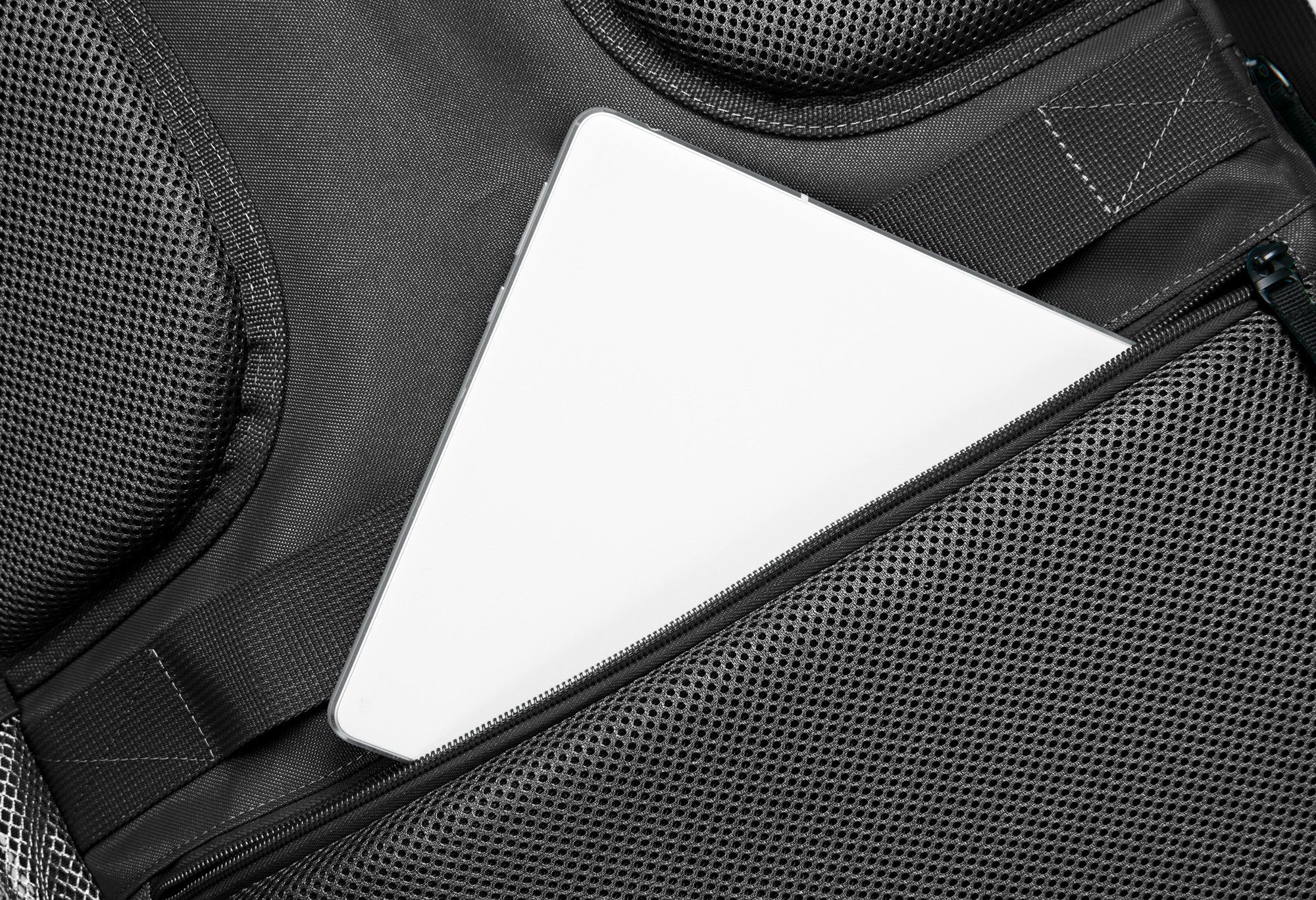 Hauptstadtkoffer Handgepäckkoffer blnbag M6, Laptop-Fach, sehr leicht, robust, gepostert