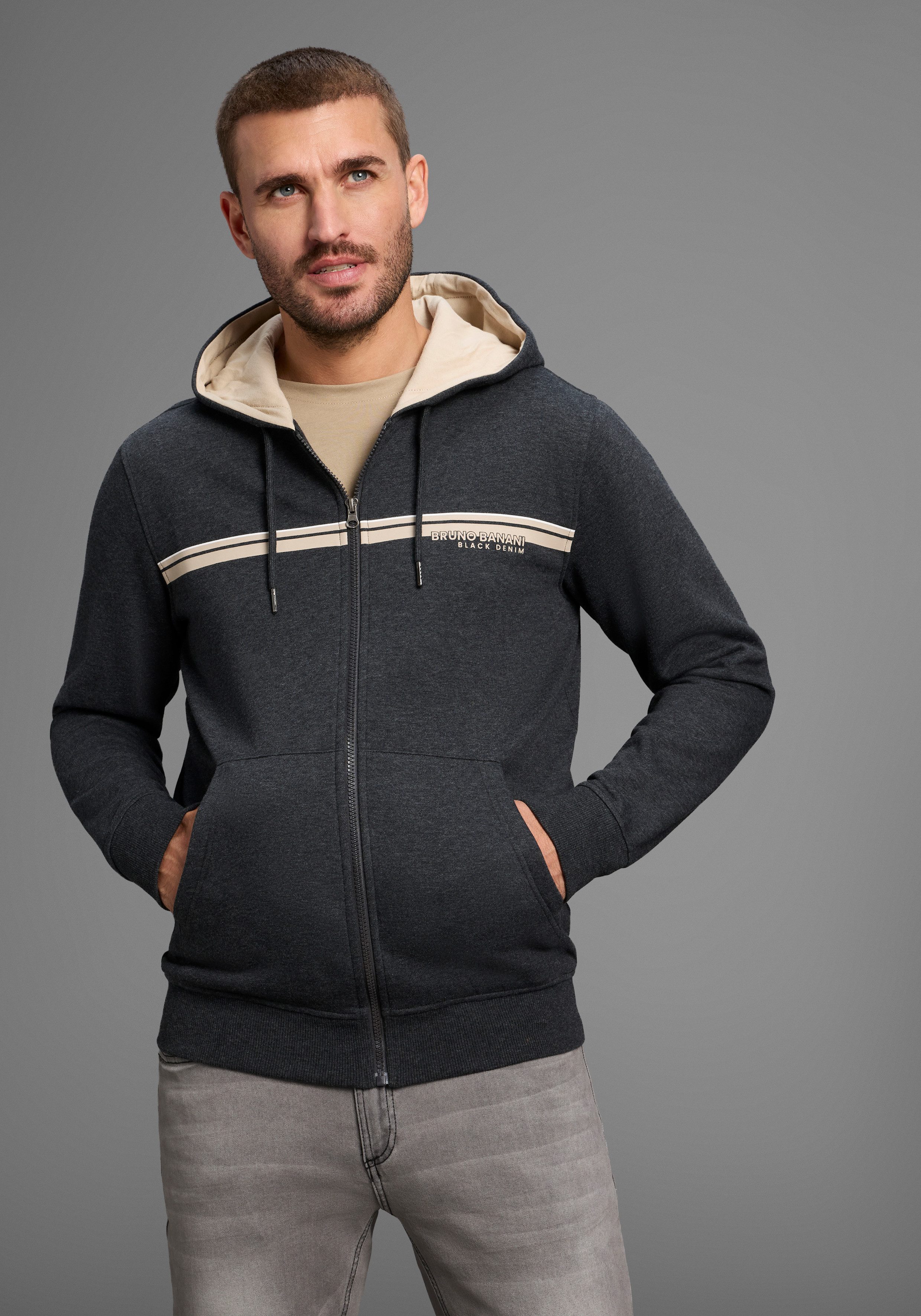 Bruno Banani Sweatjacke moderner Brustprint günstig online kaufen