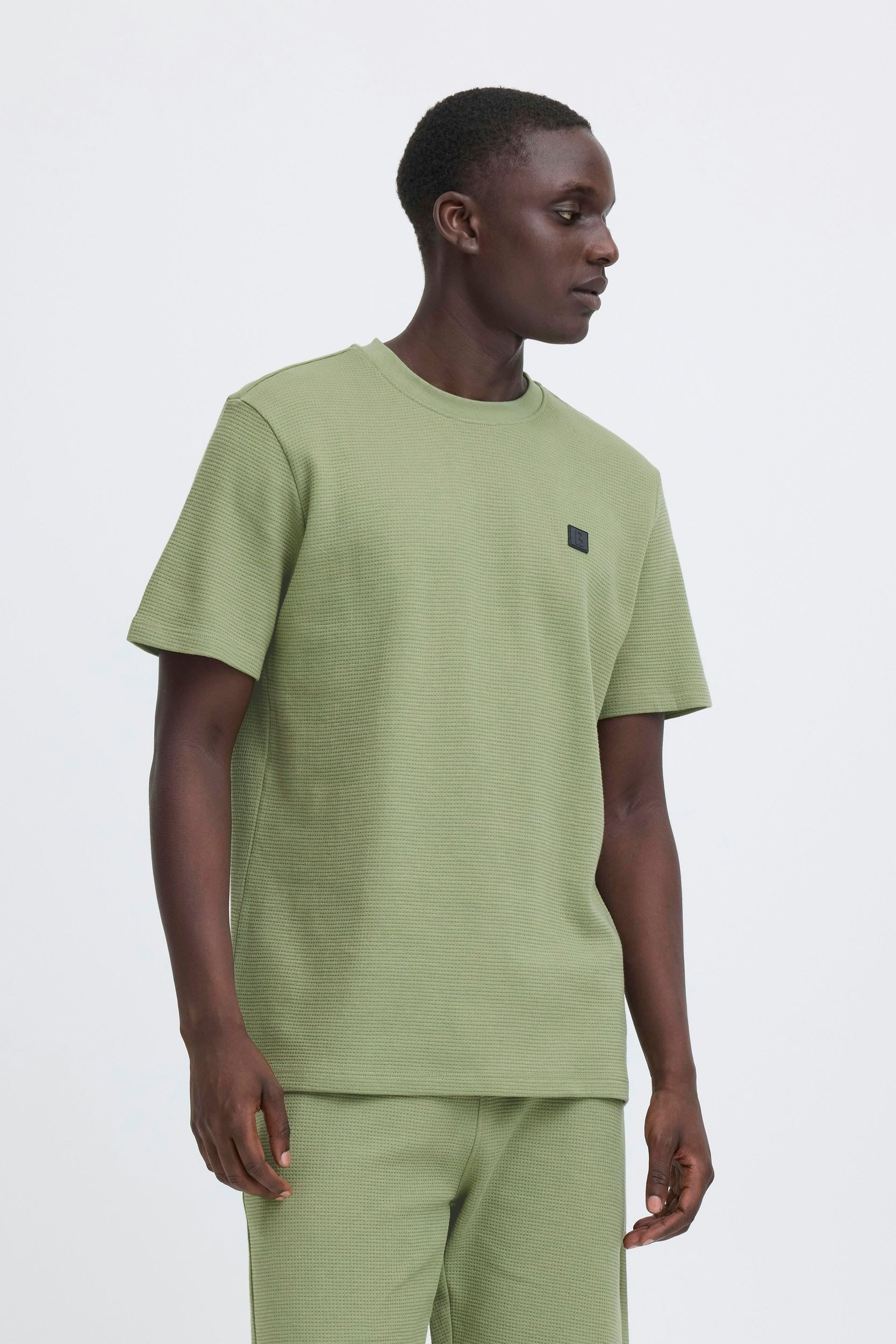 Blend T-Shirt Bequemes Einfarbiges Oberteil Rundhalsausschnitt Casual für Herren (1-tlg) Baumwolle Normal Fit Rundhals Kurzarm Einfarbig atmungsaktiv