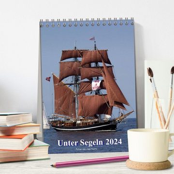 CALVENDO Wandkalender Unter Segeln (Tischkalender 2024 DIN A5 hoch), CALVENDO Monatskalender