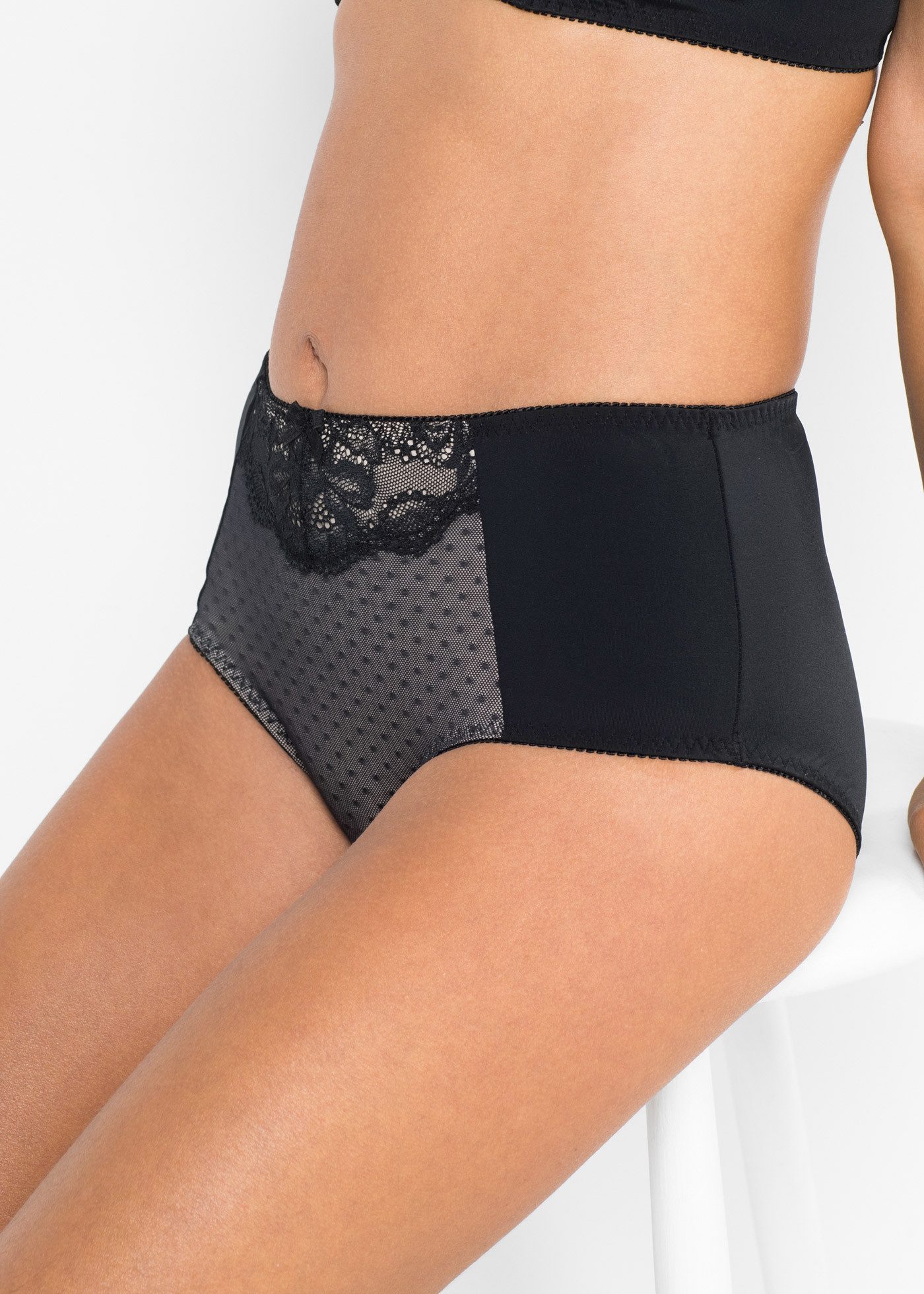 bonprix Formslip mit Spitzen-Details, mit Futter aus Baumwolle
