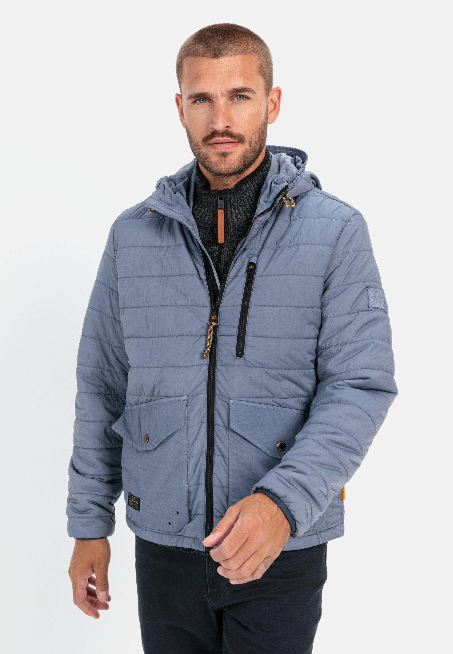 Steppjacke mit Kapuze