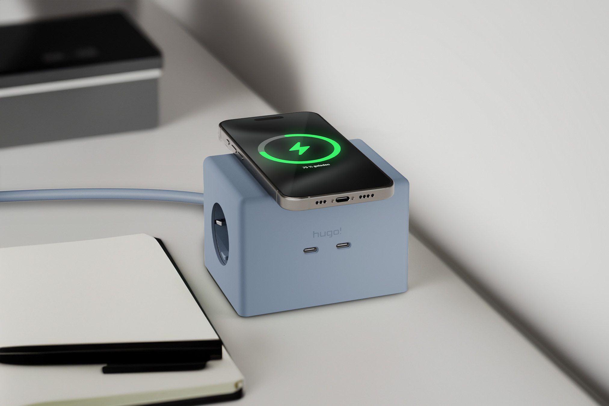 Brennenstuhl hugo! ONE 2nd Gen. Steckdosenwürfel mit USB C 20W PD, Wireless Charger Steckdosenleiste 2-fach (Kabellänge 2 m)