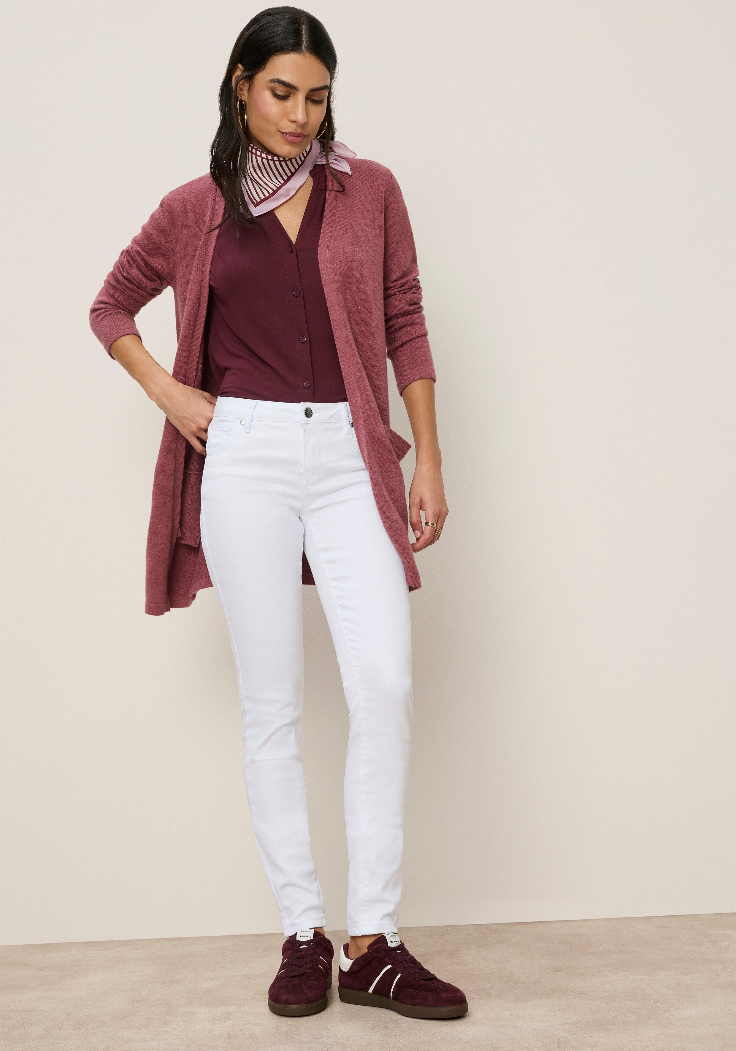 Zum Outfit 11